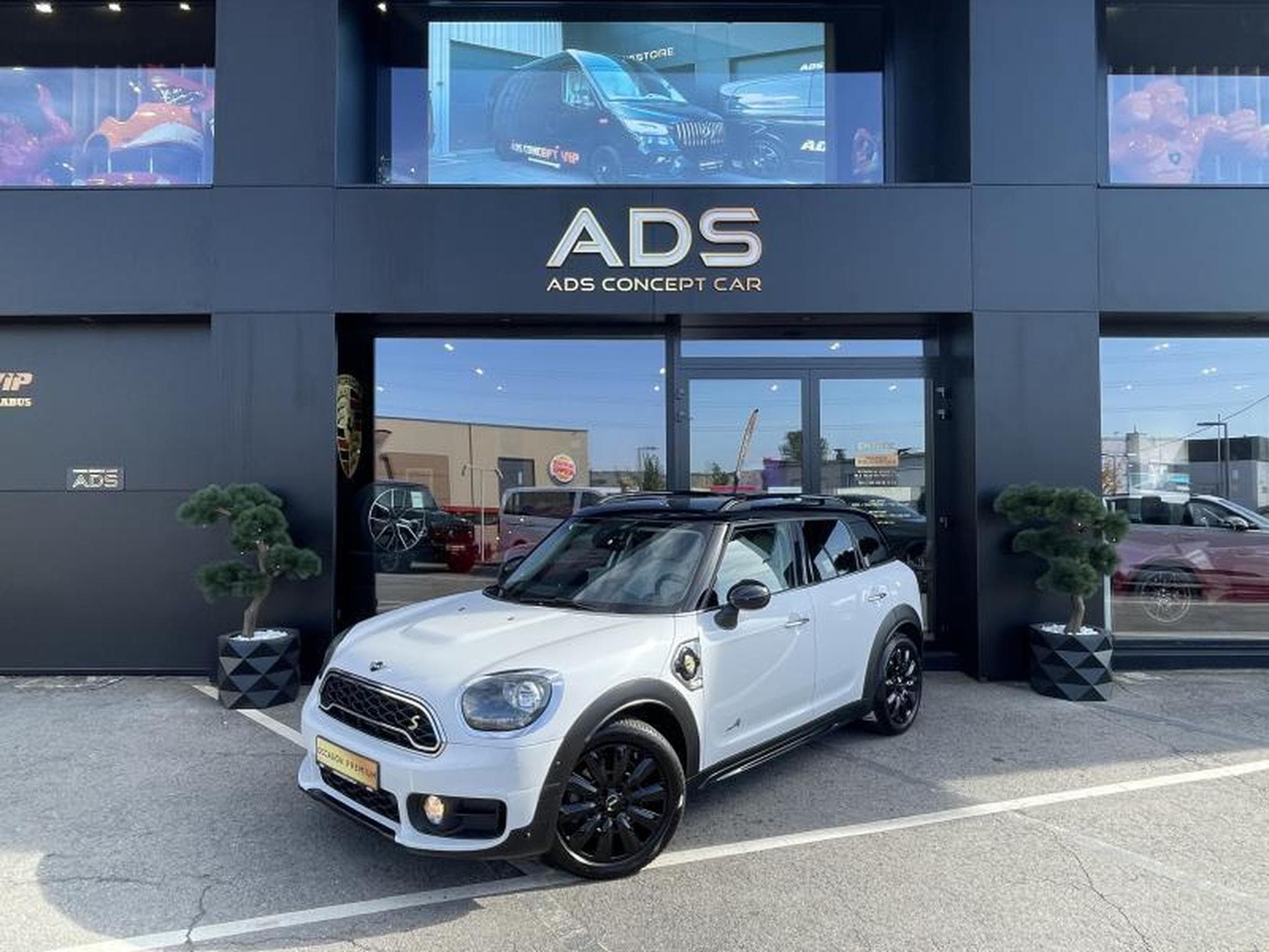 MINI Countryman SE Countryman ALL4 plug-in 1.5L 224ch /GPS/Sièges chauffants (2018) - Photo 1