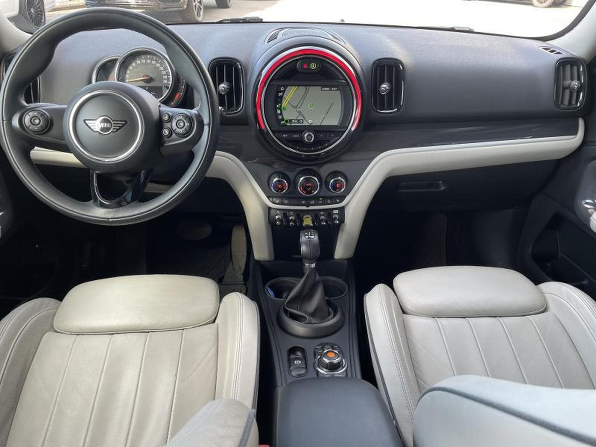 MINI Countryman SE Countryman ALL4 plug-in 1.5L 224ch /GPS/Sièges chauffants (2018) - Photo 7