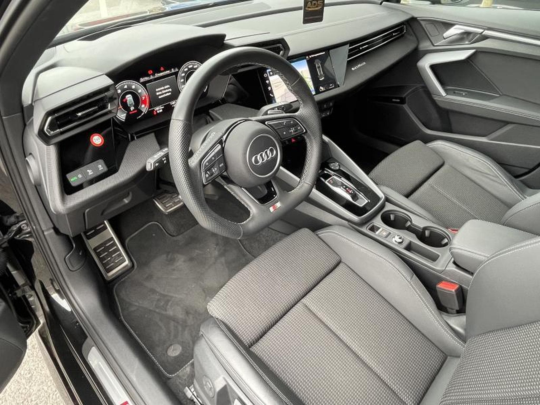 Audi S3 Sportback QUATTRO 2.0L 333CH SONOS/ Sieges chauffants/ virtu (2025) - Foto 6