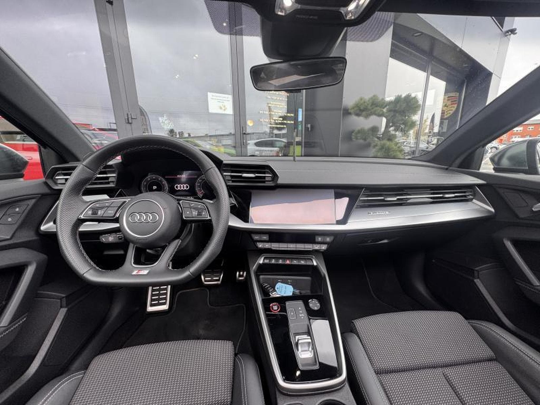 Audi S3 Sportback Quattro 2.0L 310ch / Toit ouvrant/ Virtual cockpit (2024) - Foto 7