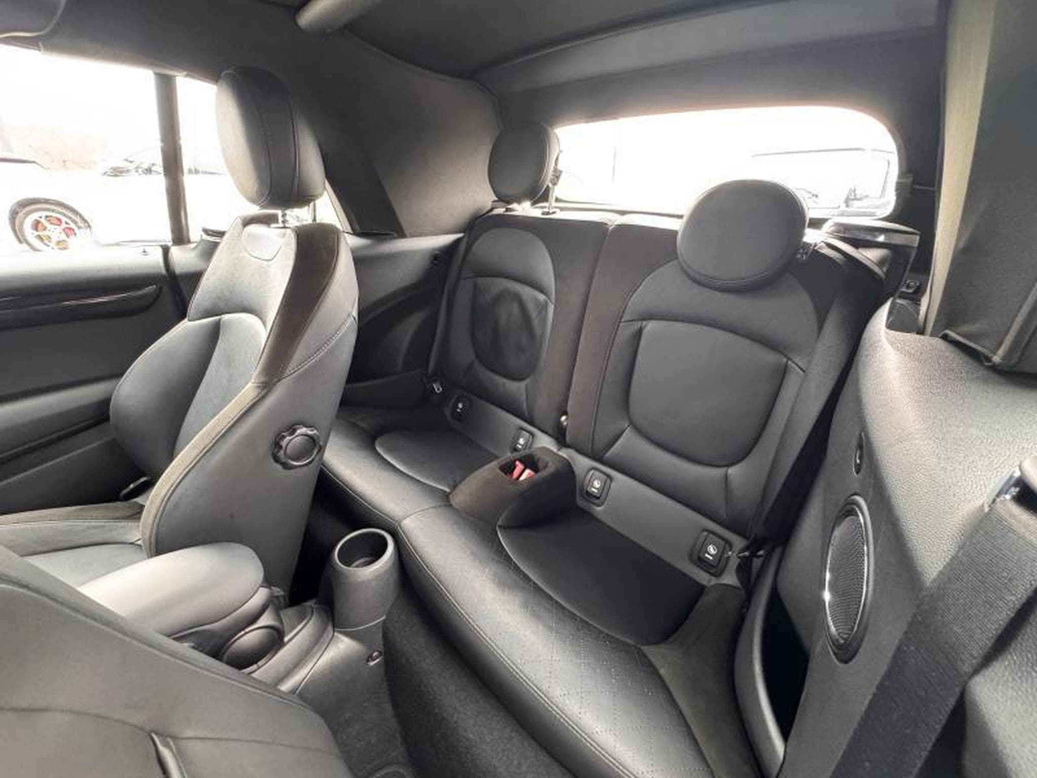 MINI Cooper Cabrio 1.5L 136ch /Sièges chauffants/GPS (2019) - Foto 8
