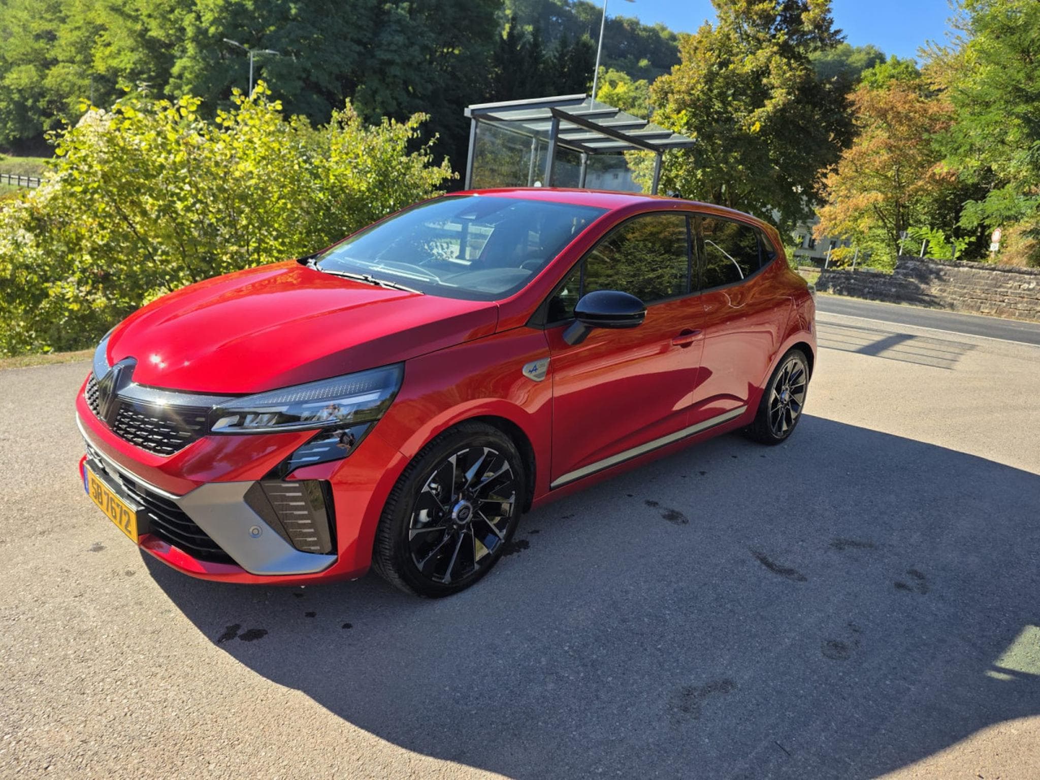 Renault Clio Esprit Alpine E-Tech Full Hybrid 145 (2024) - Foto 2