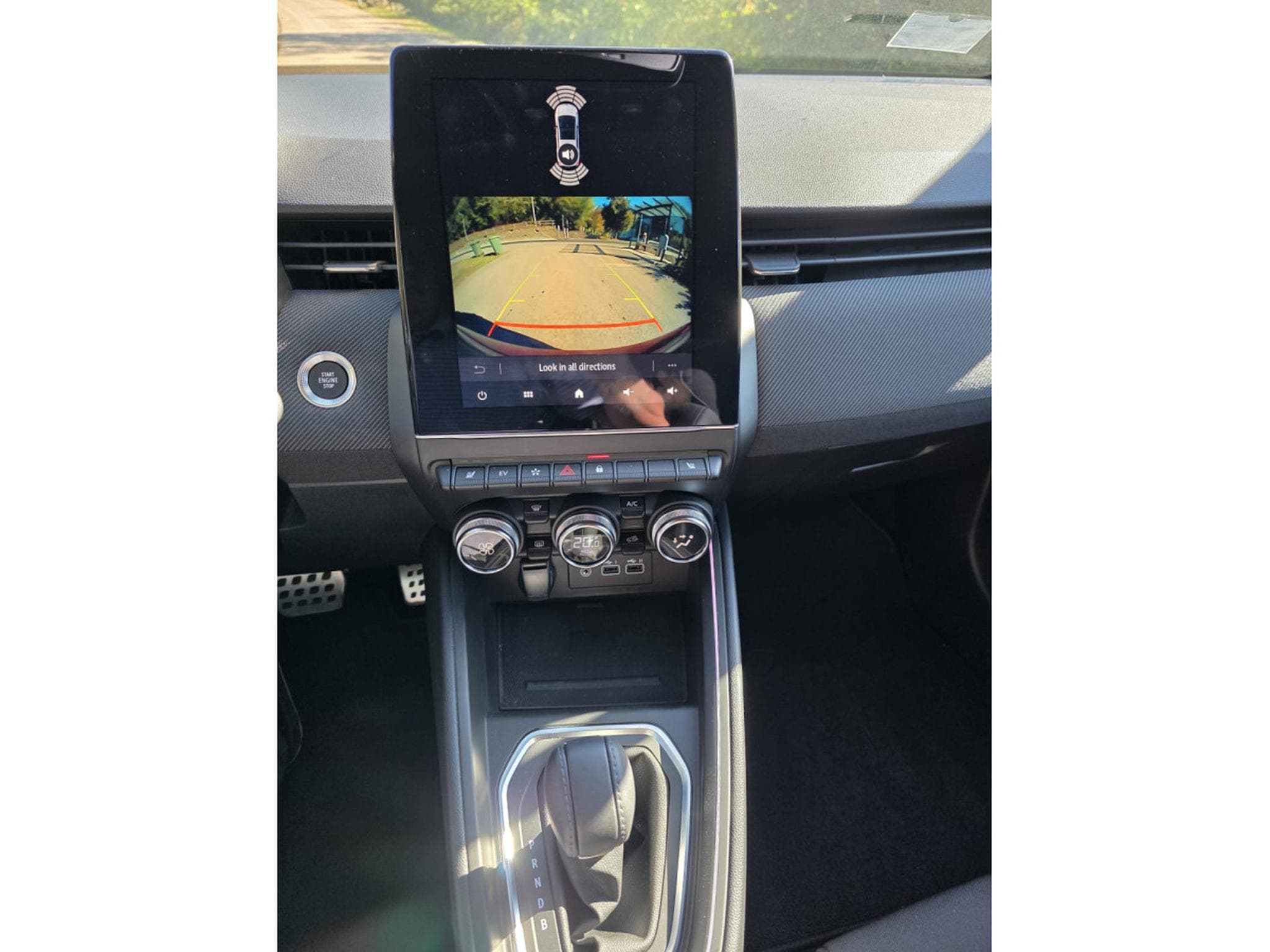 Renault Clio Esprit Alpine E-Tech Full Hybrid 145 (2024) - Foto 6