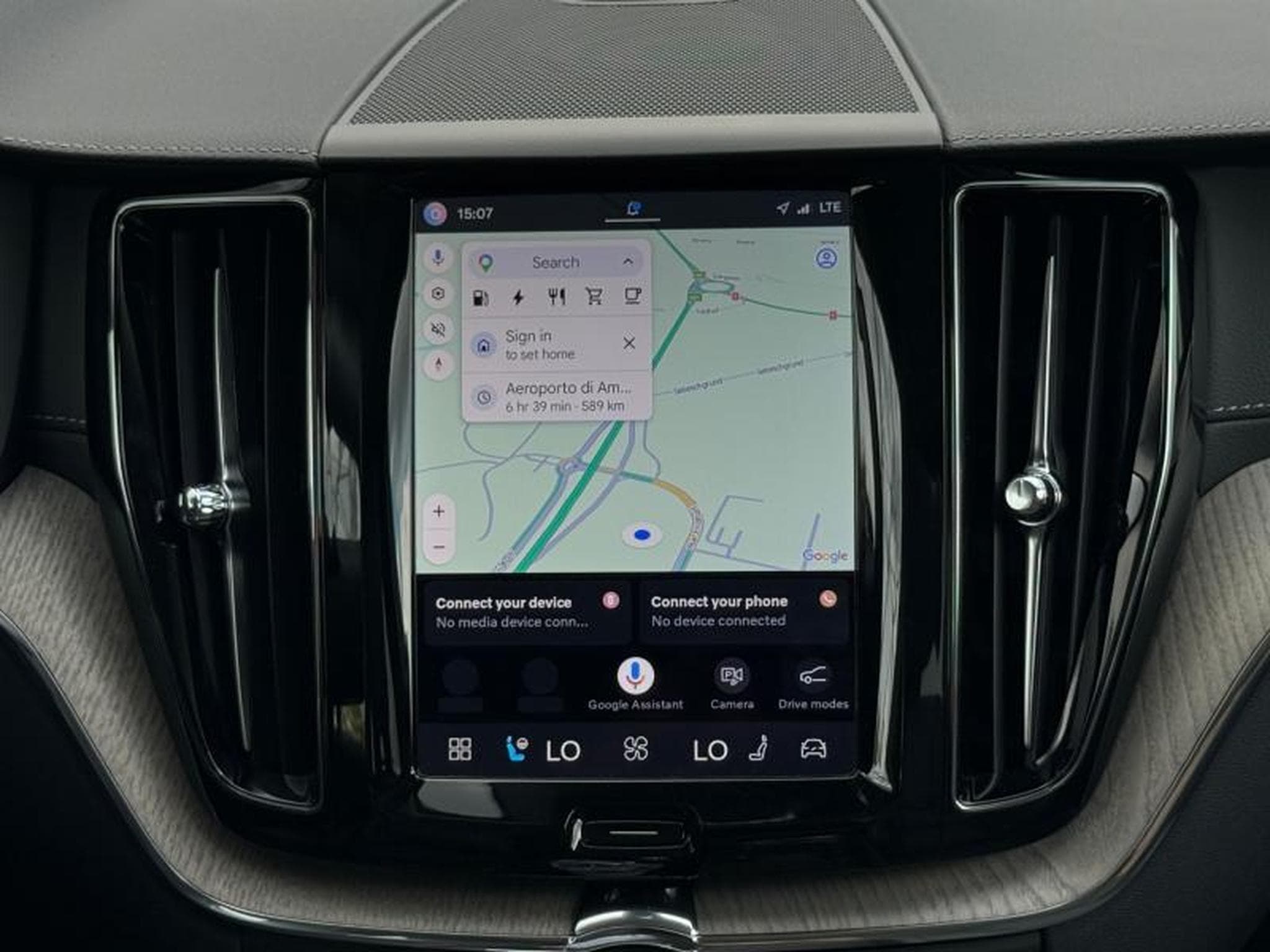 Volvo XC60 T6 Ultra Bright / Hybride BOWERS WILKINS (2025) - Foto 16