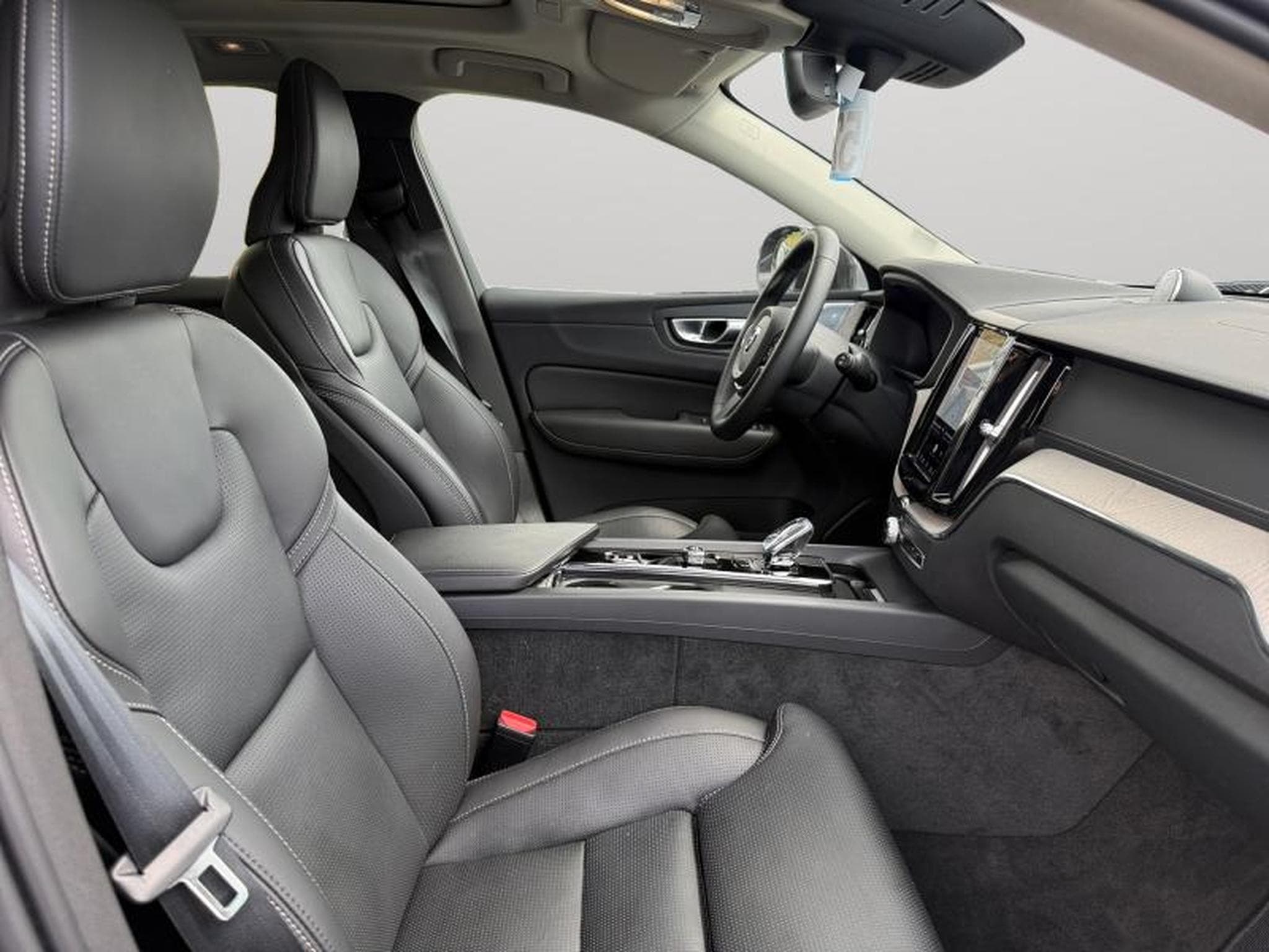 Volvo XC60 T6 Ultra Bright / Hybride BOWERS WILKINS (2025) - Foto 15
