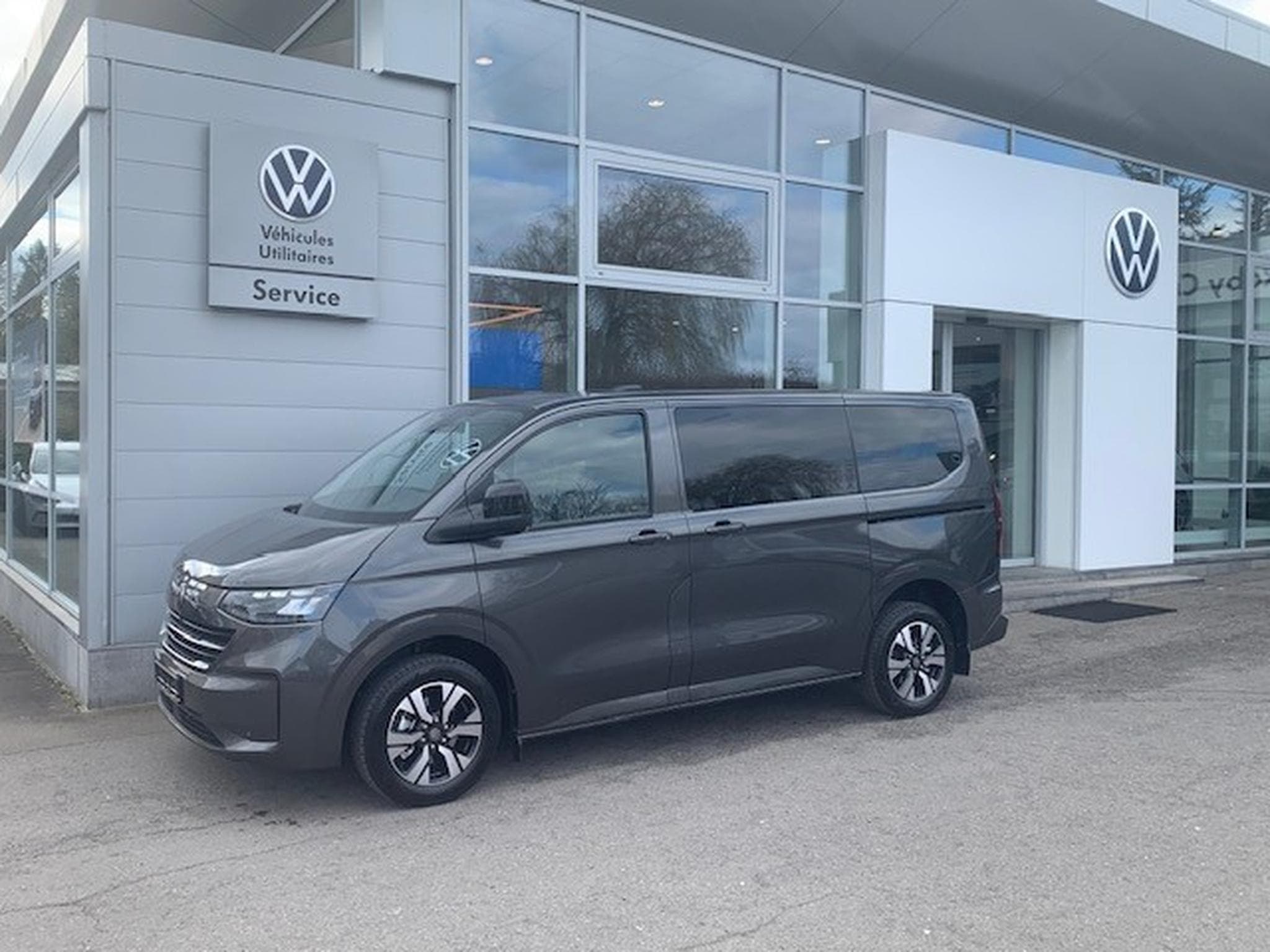 VW Caravelle LIFE 2.0TDI 150CV AUT.8 (2026) - Foto 1