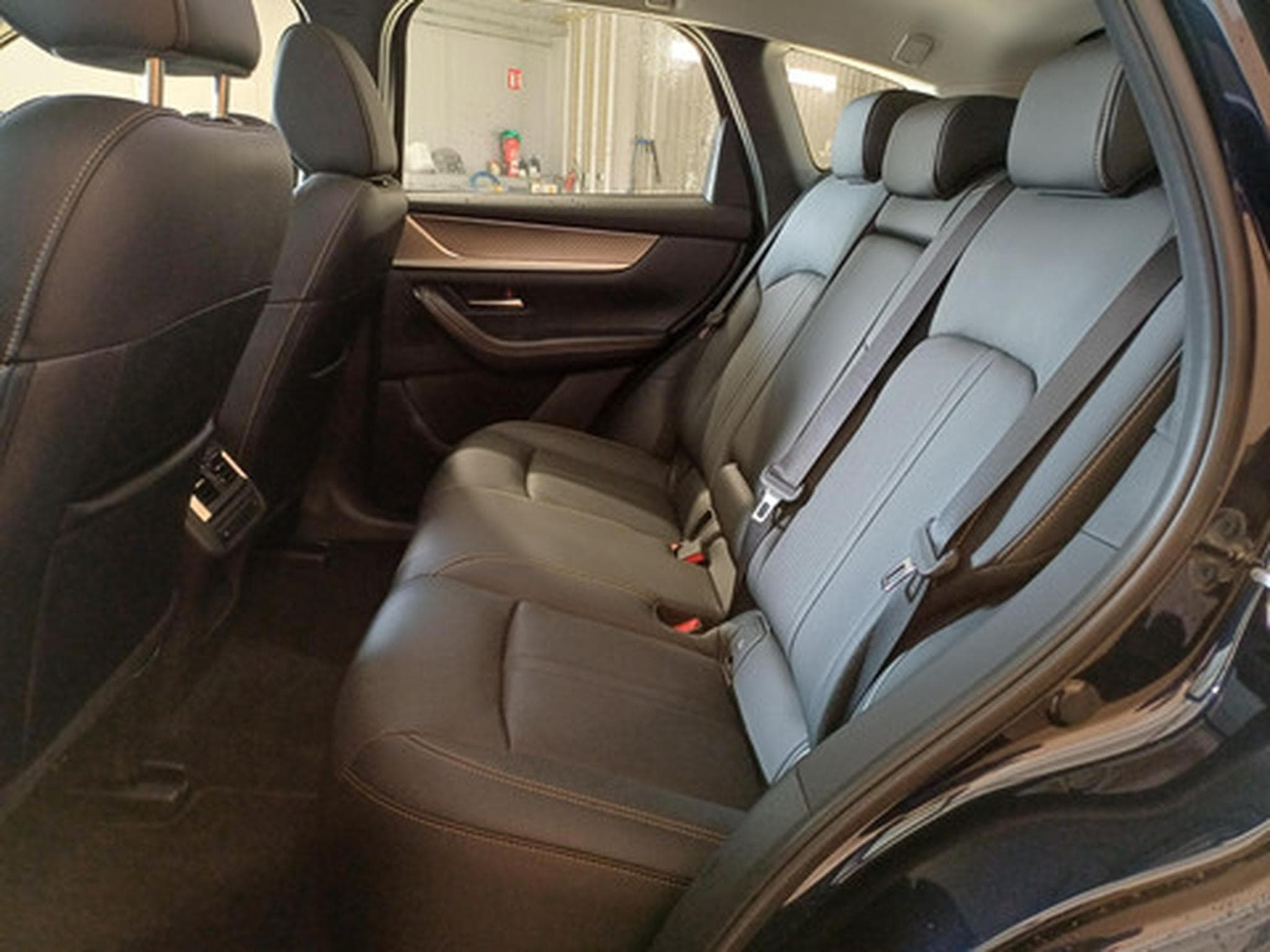 Mazda CX-60 2.5 PHEV Homura (2024) - Foto 9