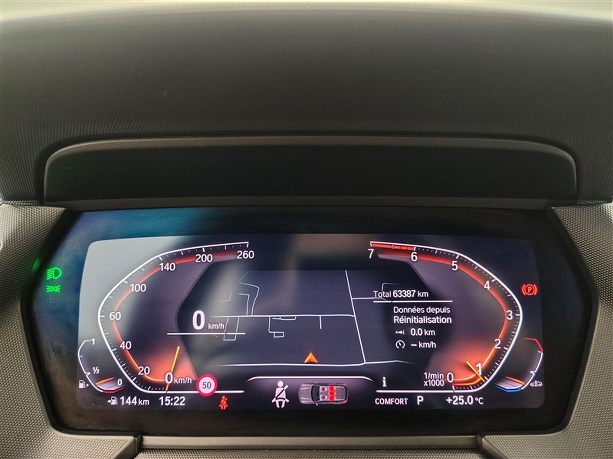 BMW 118 iA Pack M  Navi / Led / PDC av+ar (2024) - Photo 10