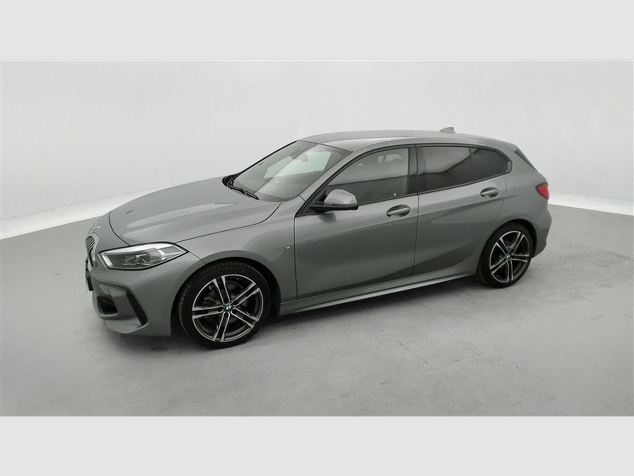 BMW 118 iA Pack M  Navi / Led / PDC av+ar (2024) - Photo 22