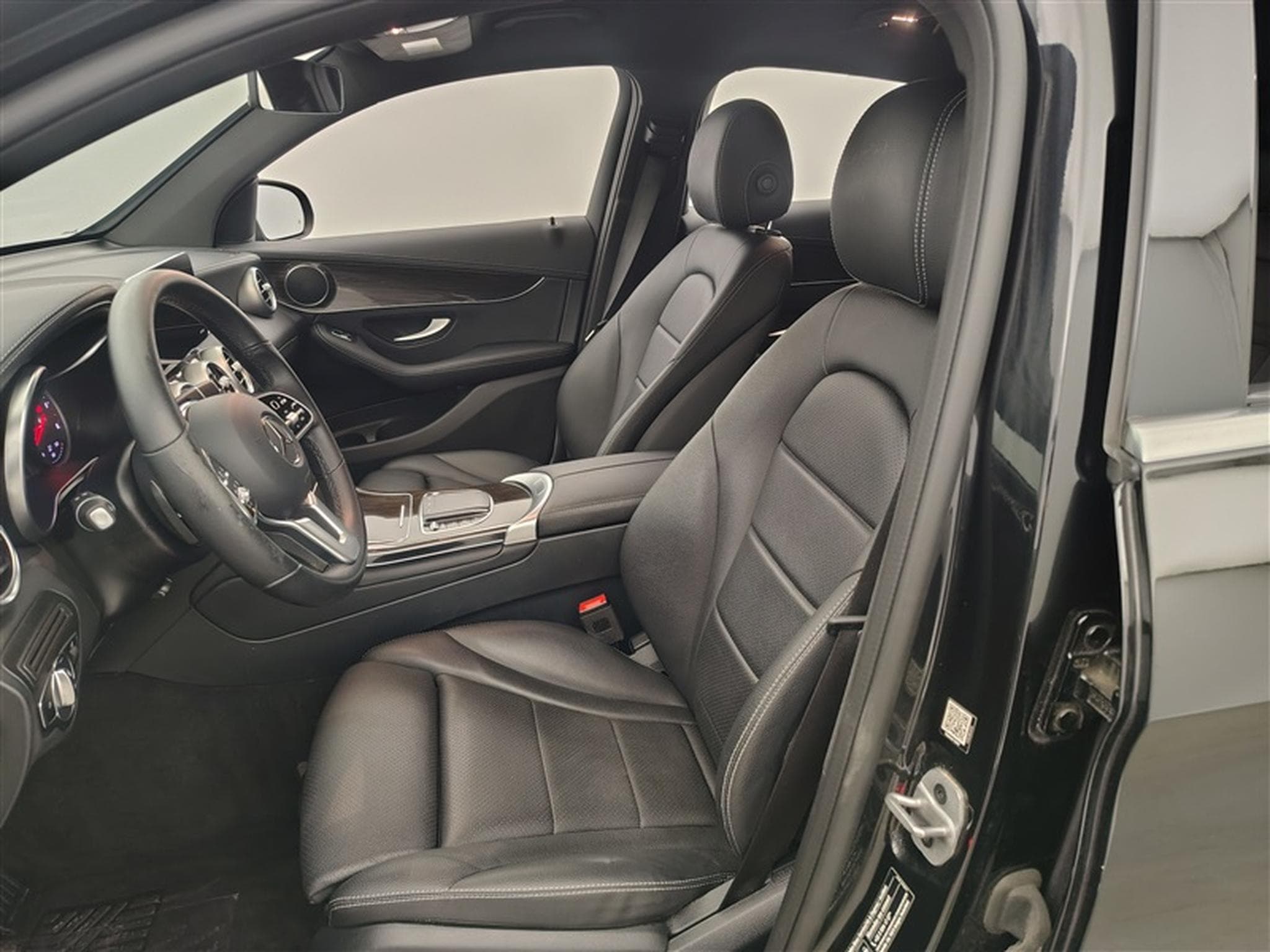 Mercedes GLC 200 GLC Coupe 200 4-Matic (EU6AP) (2021) - Photo 7