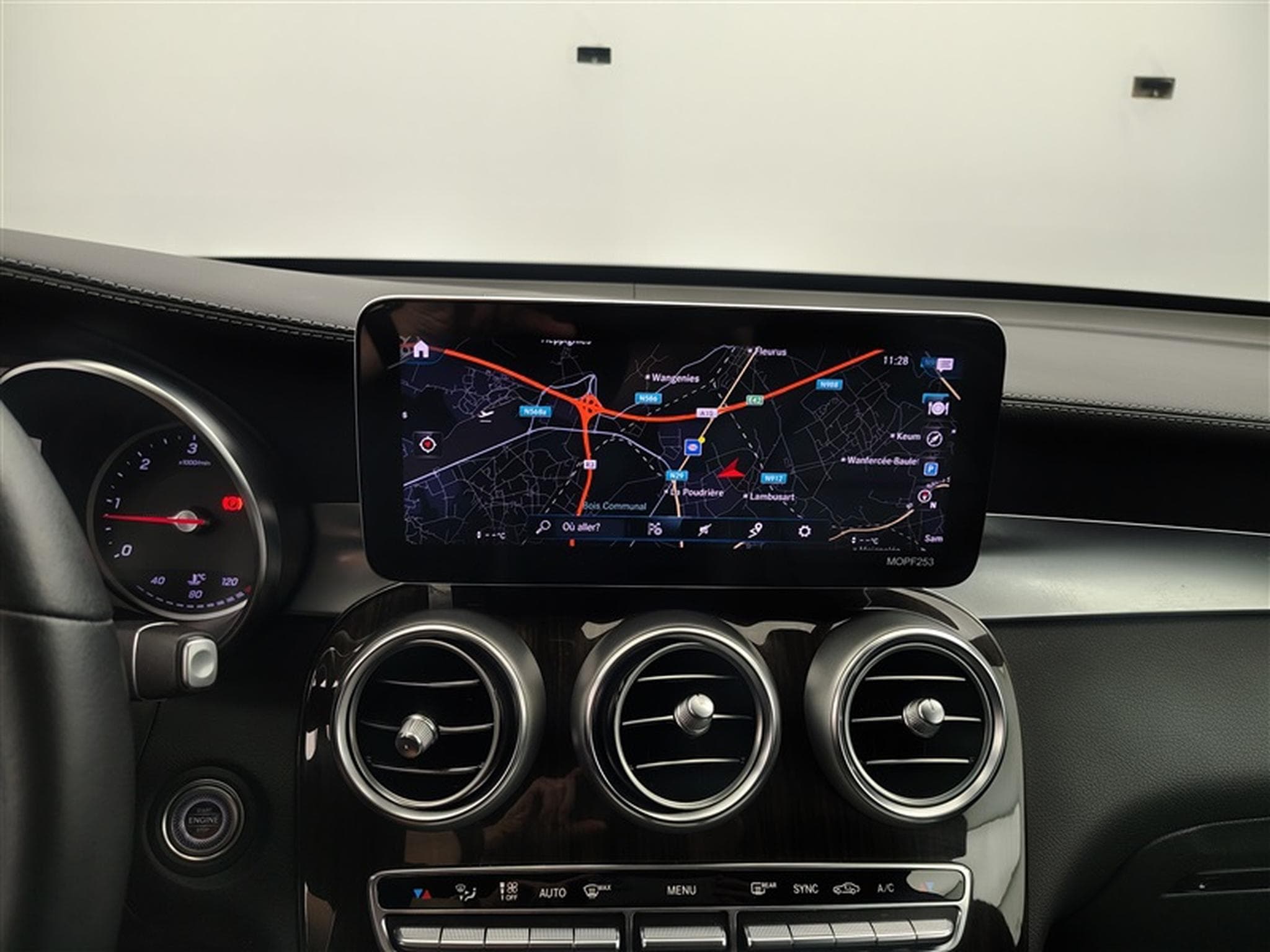Mercedes GLC 200 GLC Coupe 200 4-Matic (EU6AP) (2021) - Photo 11