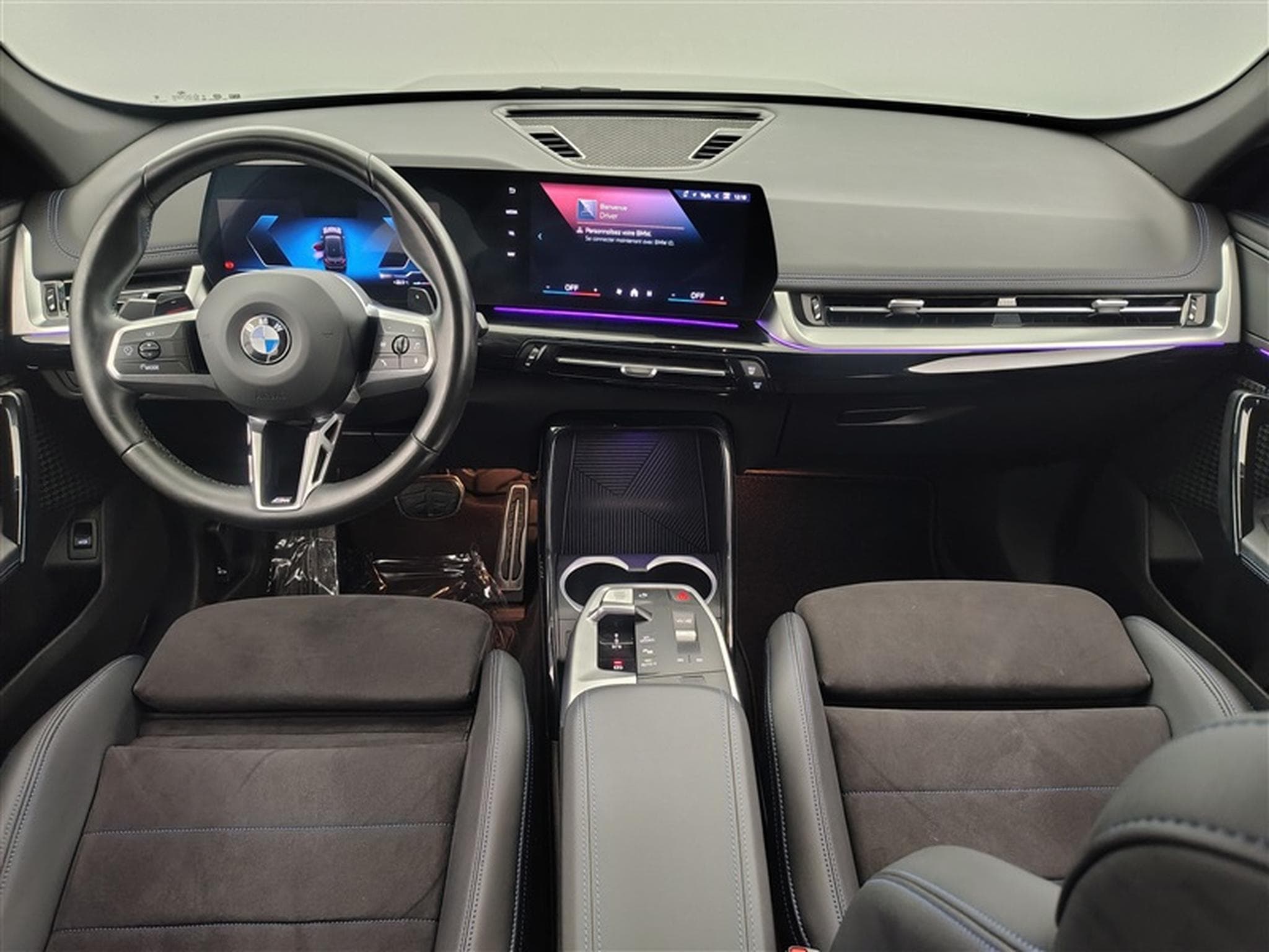 BMW X1 1.5iA MHEV PACK M/NAV/CARPLAY/CAM 360/HK/KEYLESS/HUD (2023) - Photo 8
