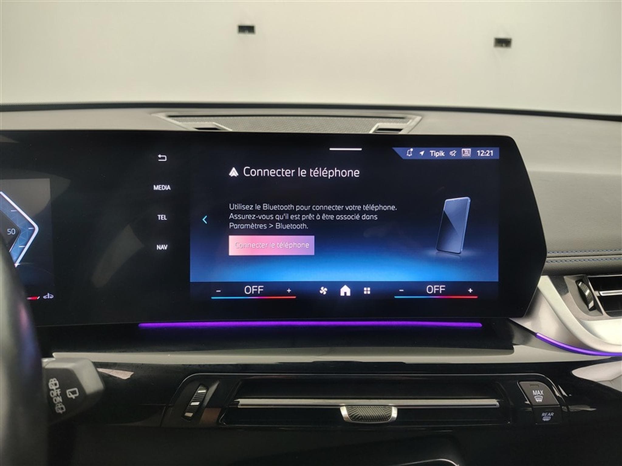 BMW X1 1.5iA MHEV PACK M/NAV/CARPLAY/CAM 360/HK/KEYLESS/HUD (2023) - Photo 21