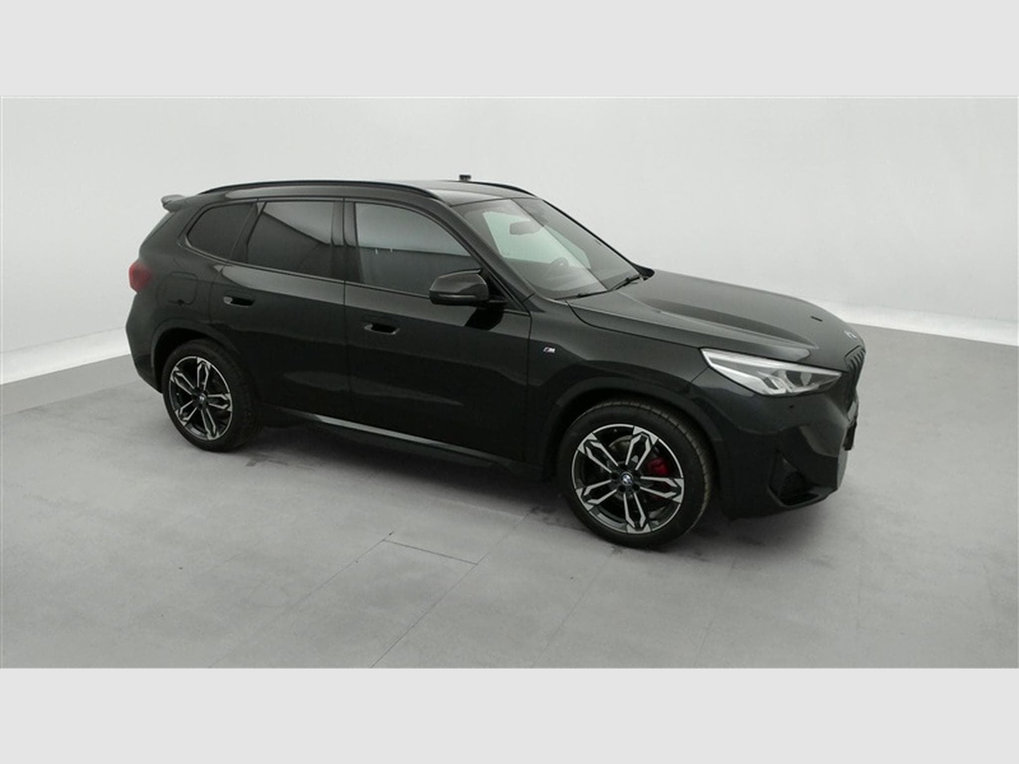 BMW X1 1.5iA MHEV PACK M/NAV/CARPLAY/CAM 360/HK/KEYLESS/HUD (2023) - Photo 24