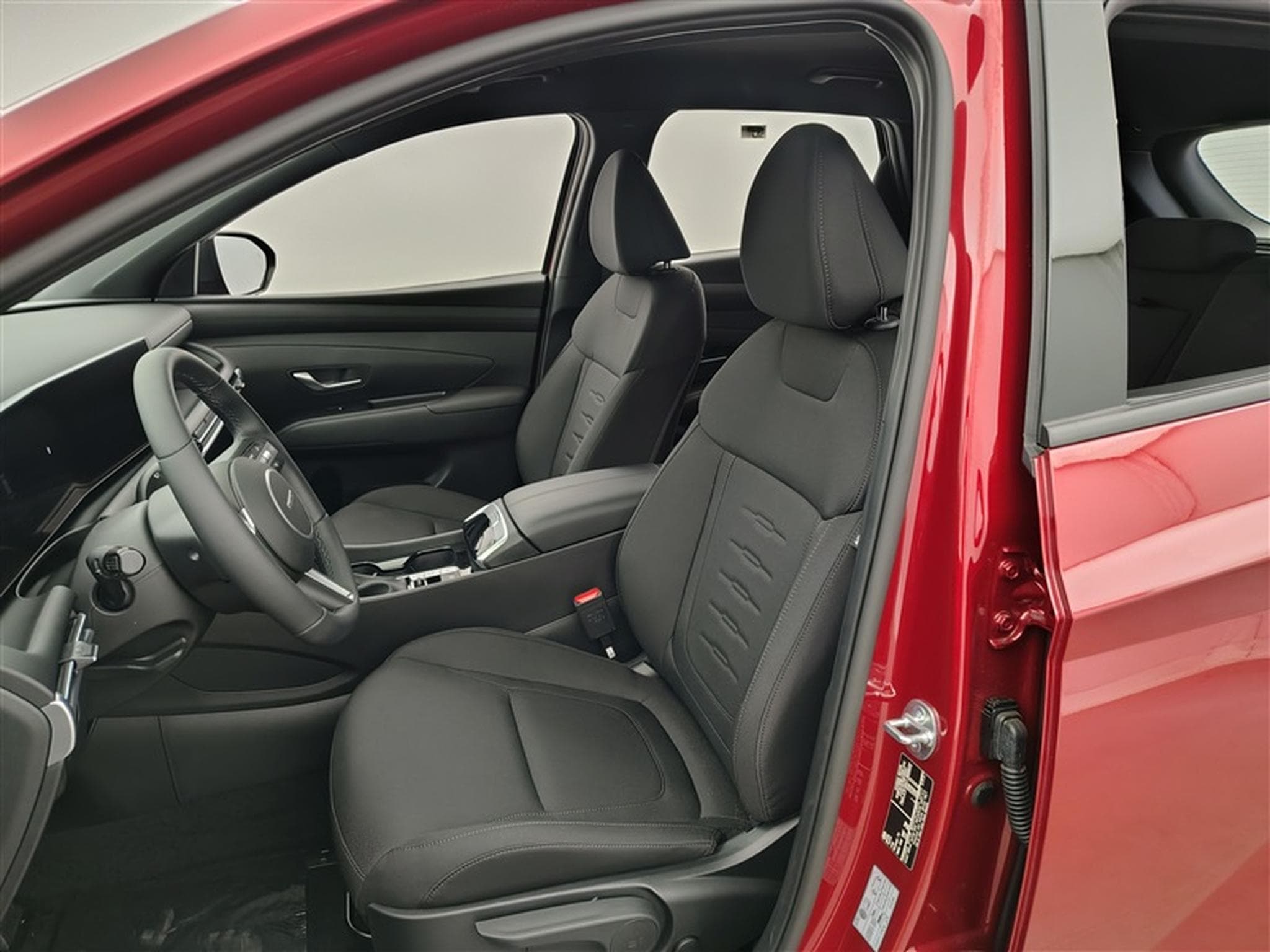 Hyundai Tucson 1.6 T-GDi 150cv DCT Black Edition NAVI / FULL LED / CAMERA (2026) - Photo 7