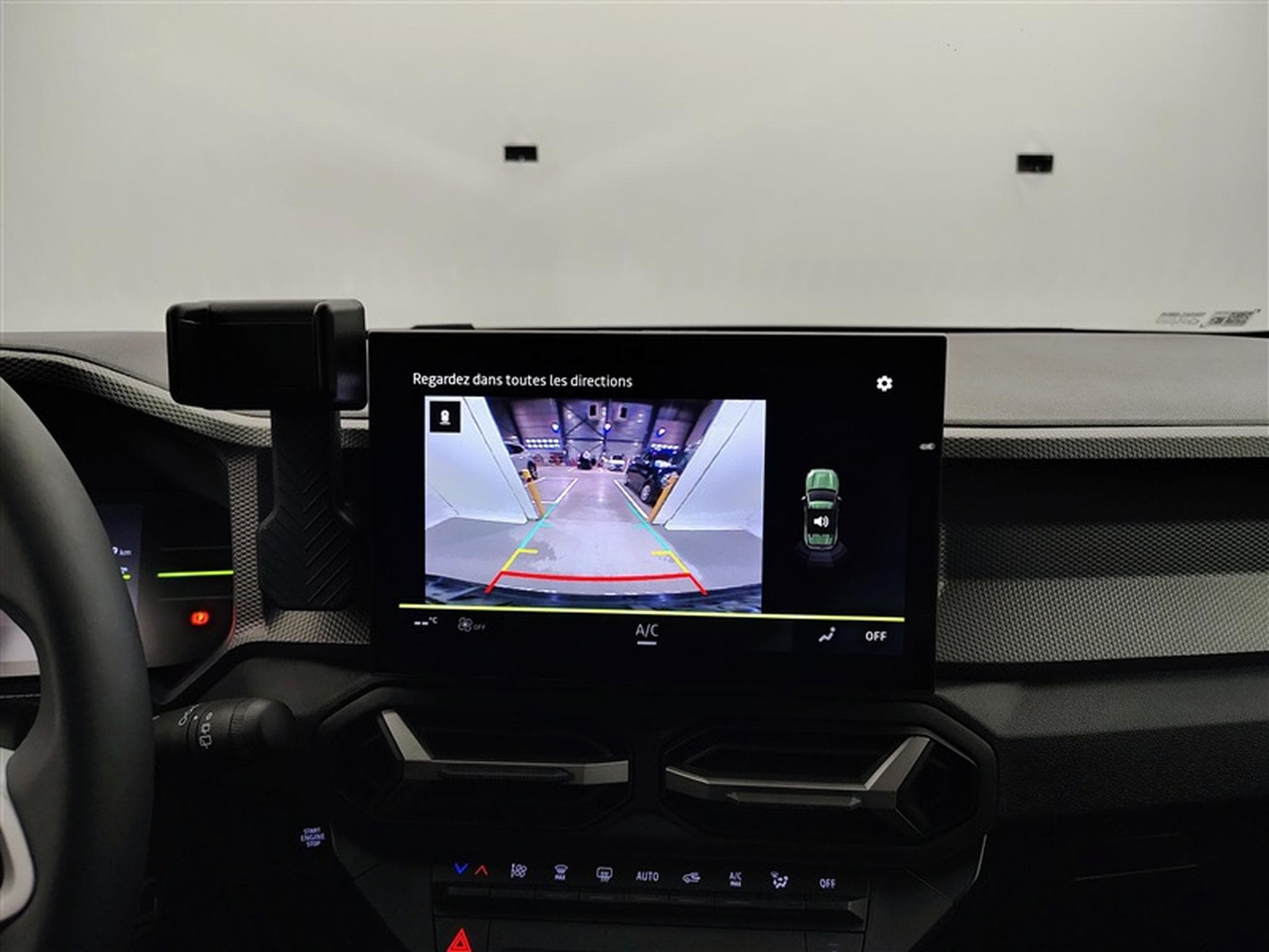 Dacia Duster Mild Hybrid 140cv Journey NAVI / CARPLAY / FULL LED / CAMERA (2026) - Photo 17