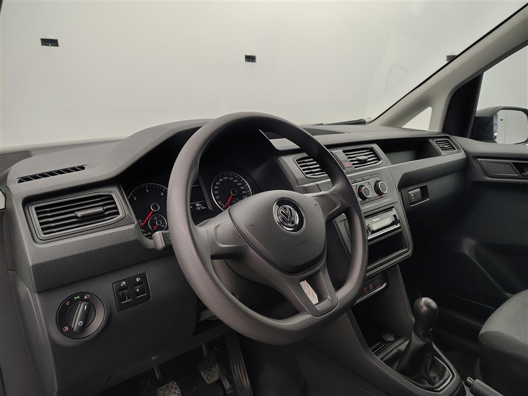VW Caddy 2.0 CR TDi SCR Business AIRCO (2020) - Photo 8