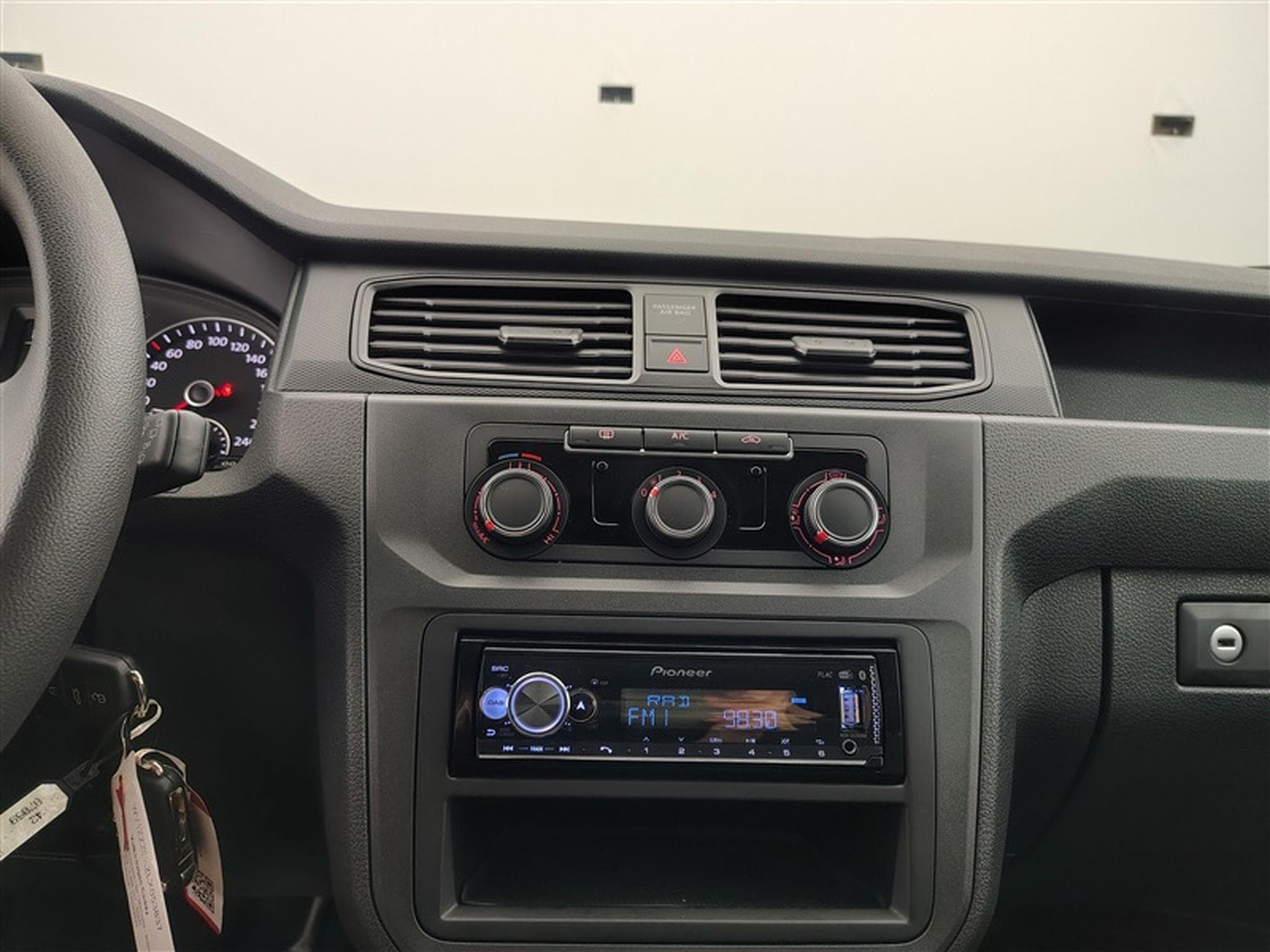 VW Caddy 2.0 CR TDi SCR Business AIRCO (2020) - Photo 11