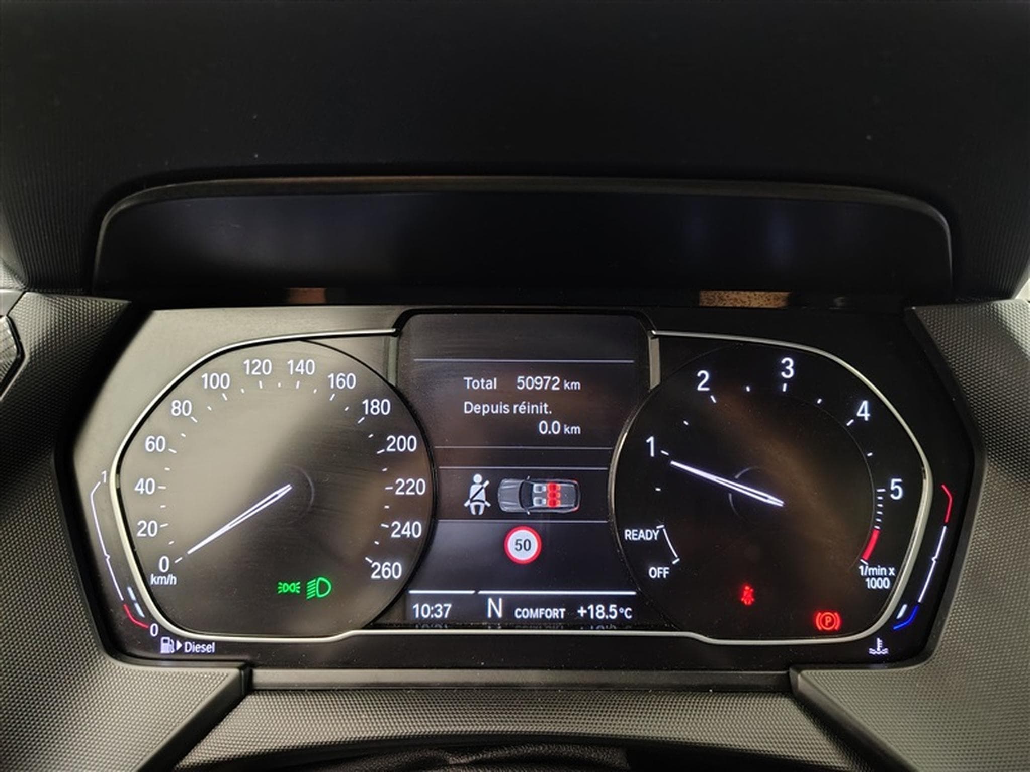 BMW 116 d PACK M  NAVI / FULL LED / S-CUIR / SHADOW LINE (2022) - Photo 10