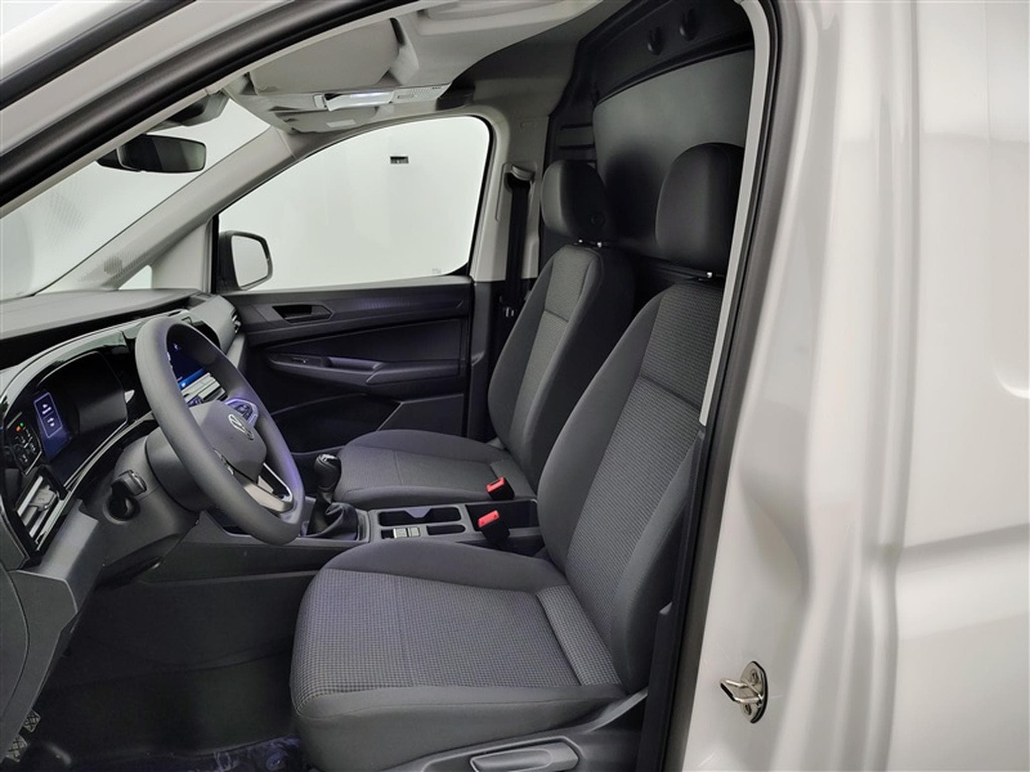 VW Caddy 2.0 TDi Cargo Maxi CARPLAY / PDC (2026) - Photo 7