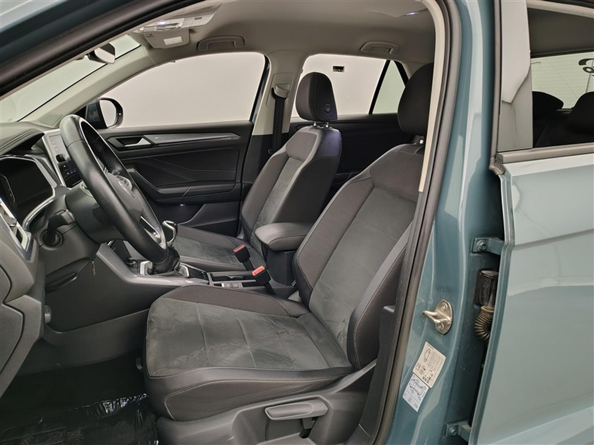 VW T-Roc 1.0 TSI 110Cv Style CARPLAY / ALU / PDC (2022) - Photo 7