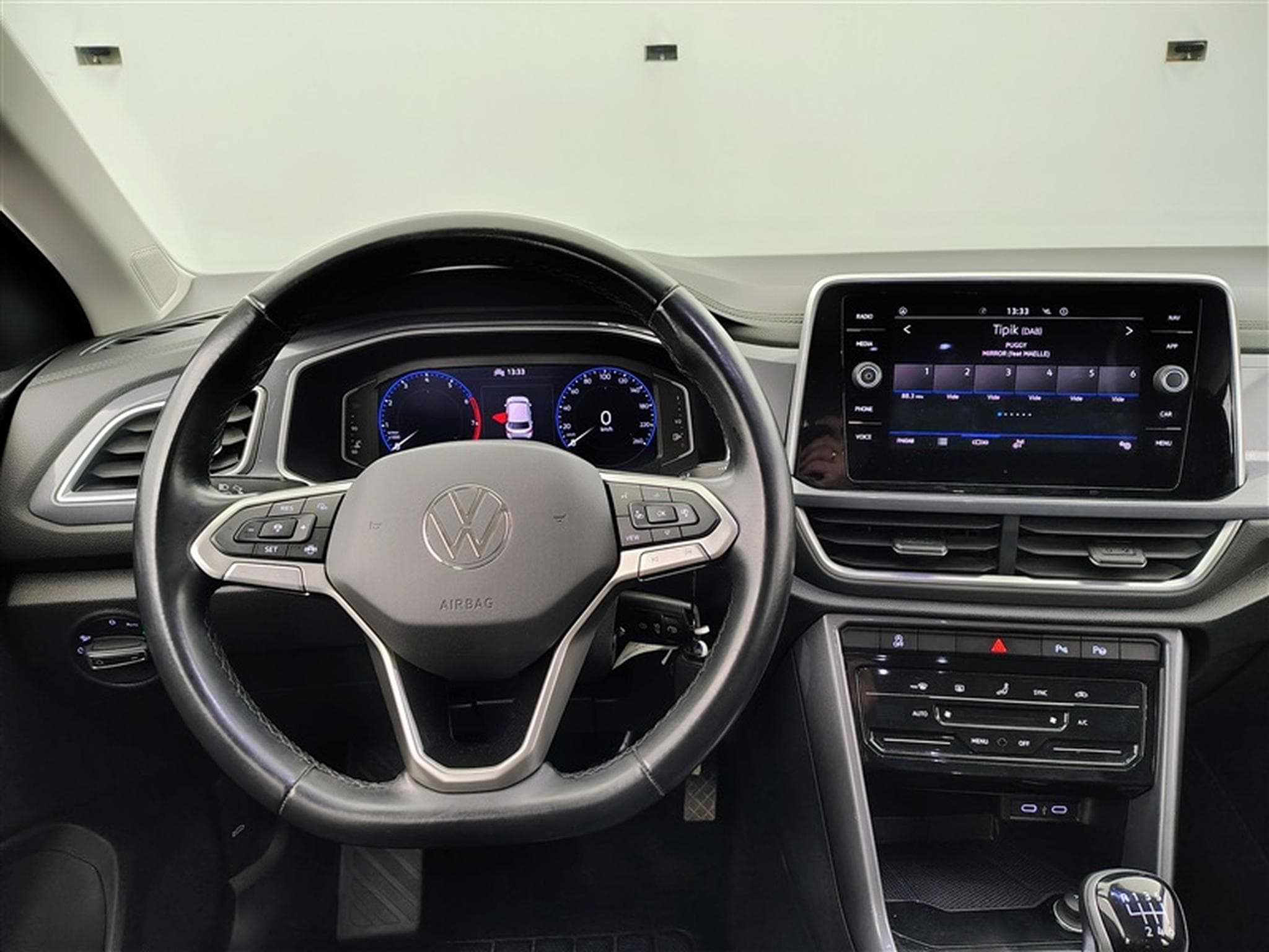 VW T-Roc 1.0 TSI 110Cv Style CARPLAY / ALU / PDC (2022) - Photo 9