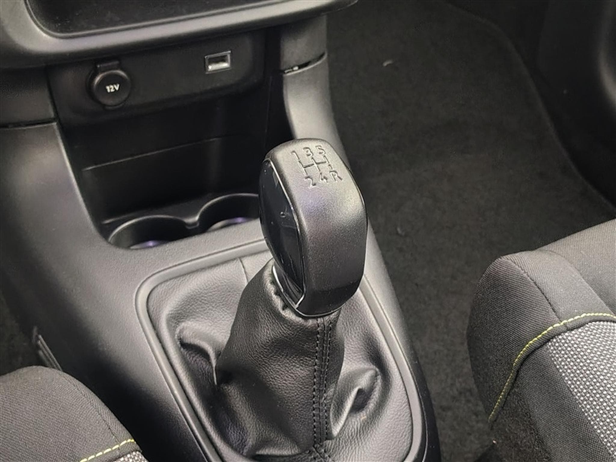 Citroen C3 1.2i PureTech Feel AIRCO/NAVI (2019) - Photo 12