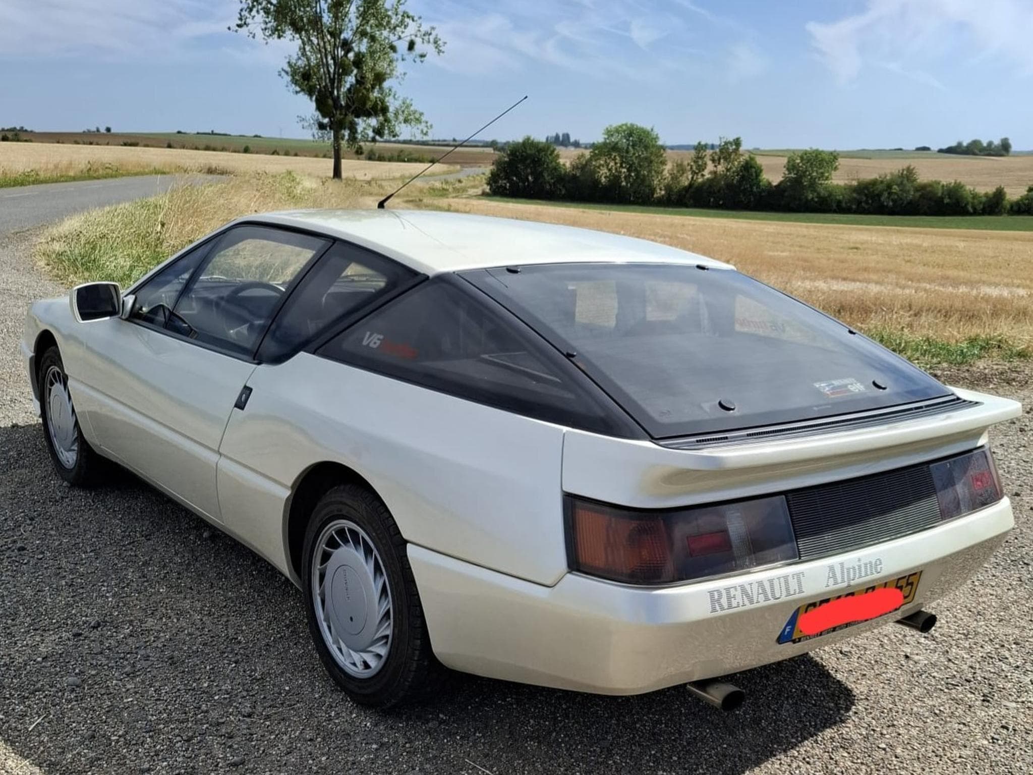 Alpine GTA Turbo v6 (1989) - Photo 2