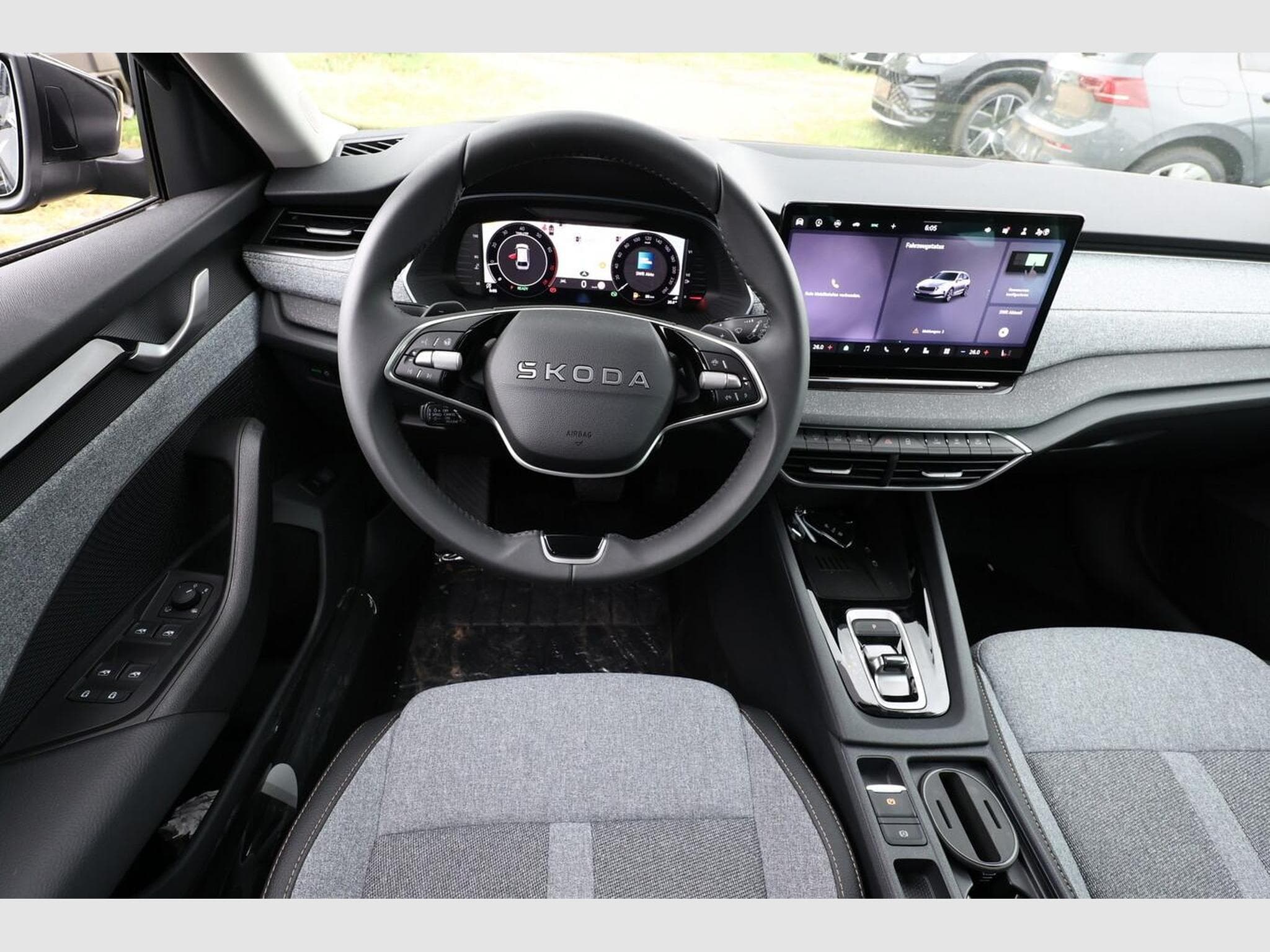 Skoda Octavia Selection (2025) - Foto 7