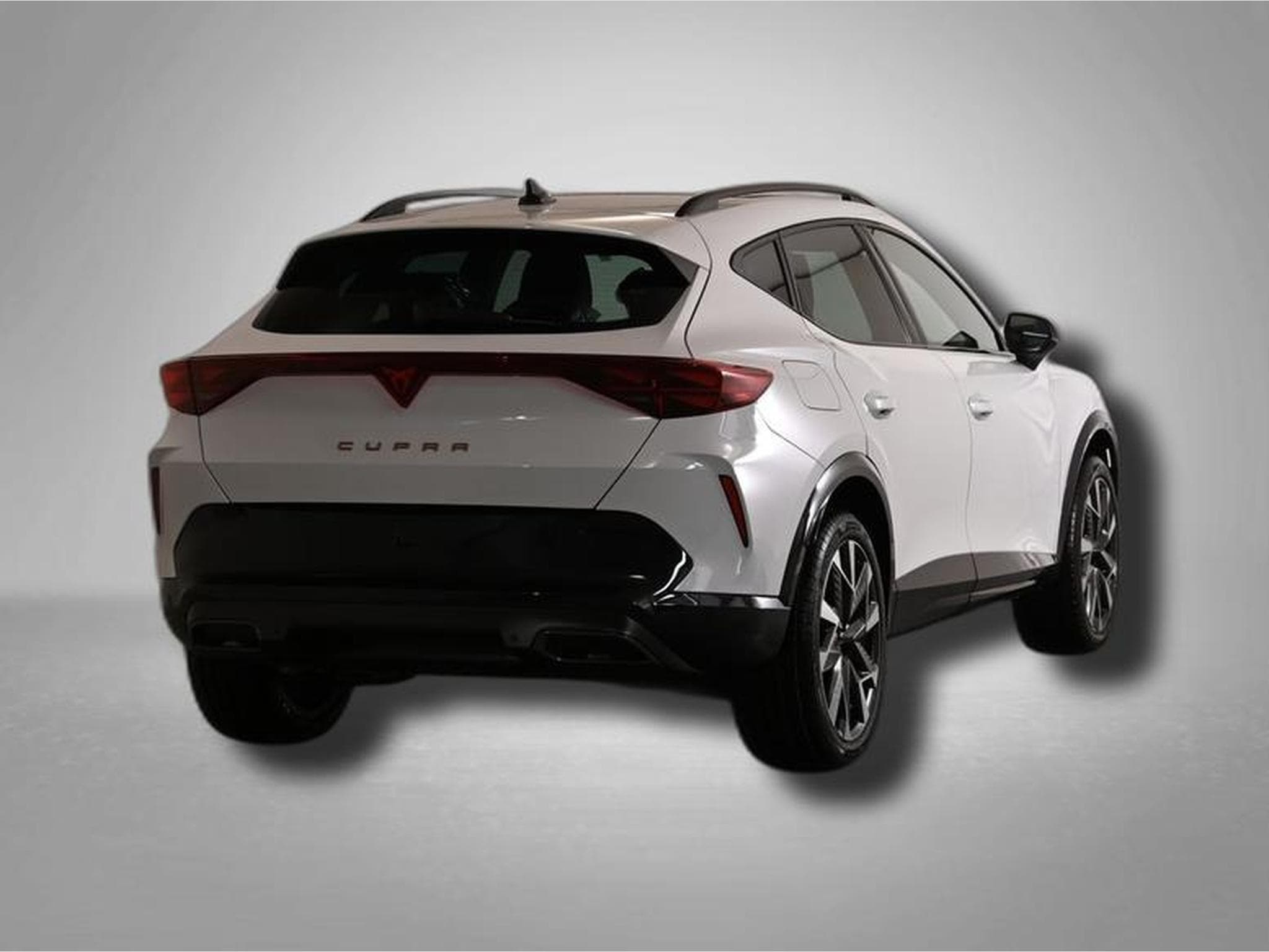 Cupra Formentor 1.5 eTSI 7-Gang-DSG (2026) - Photo 5