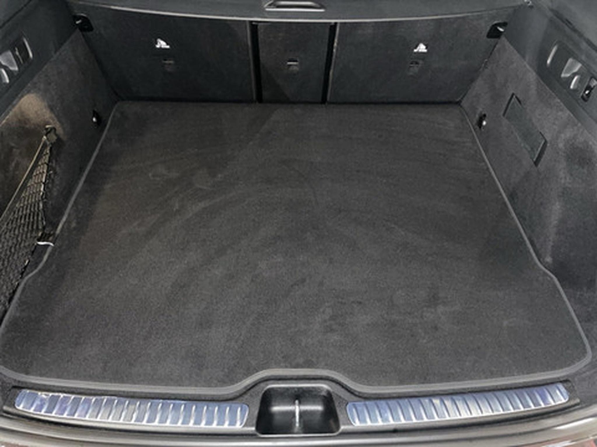 Mercedes GLC 300 2.0 d 4MATIC AMG Line (2025) - Photo 12