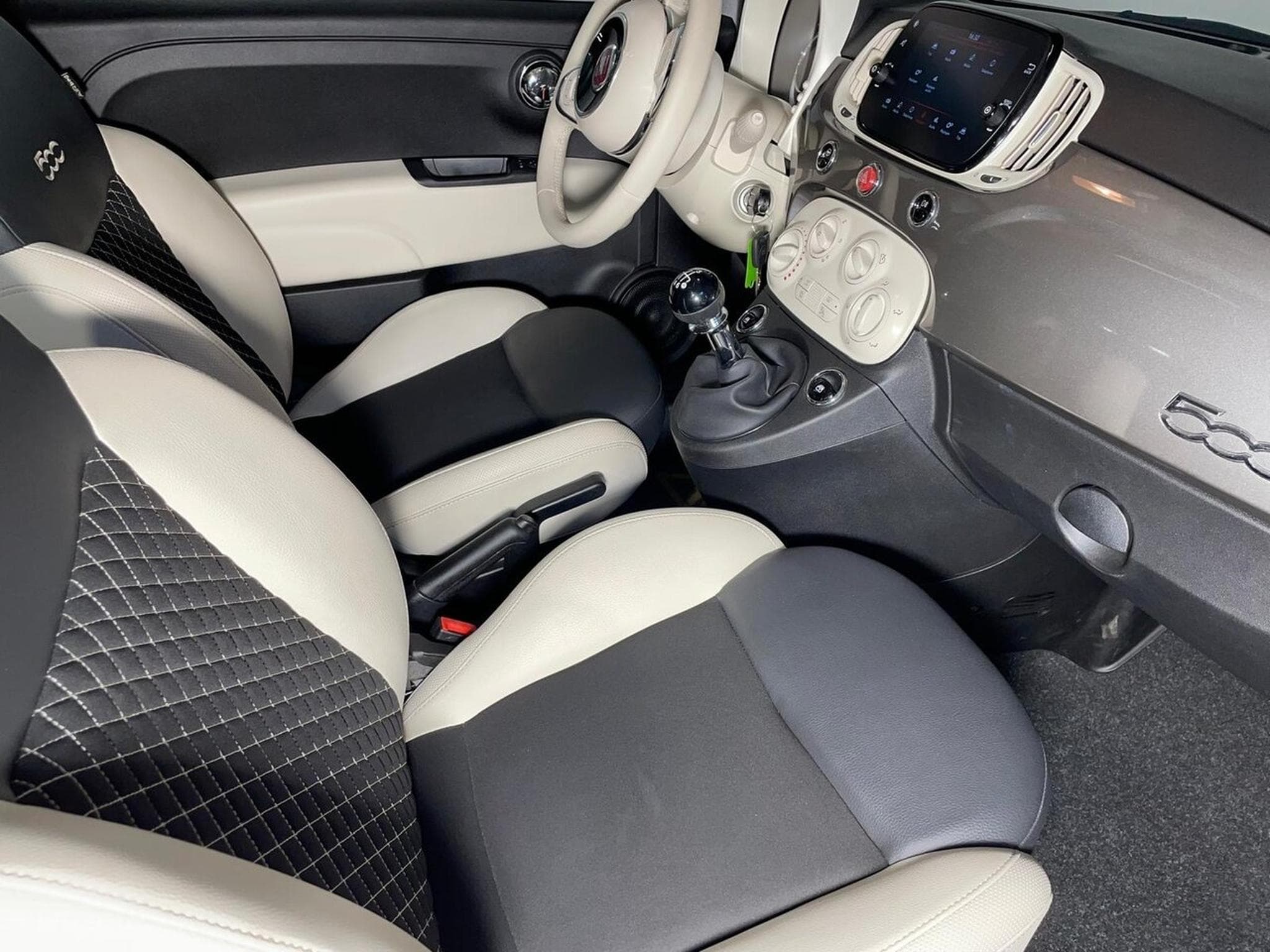 Fiat 500 1.0 70 CV HYBRID  BSG SS Dolcevita (2022) - Photo 12