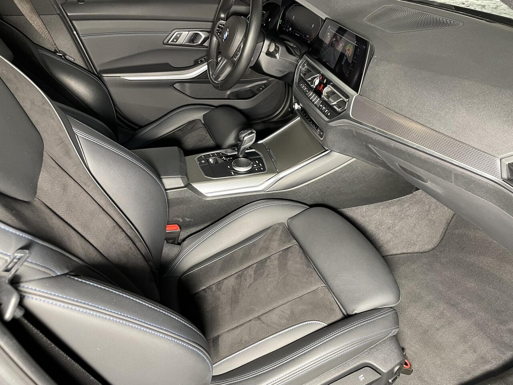 BMW 318 TOURING 150 CV M SPORT (2020) - Foto 11