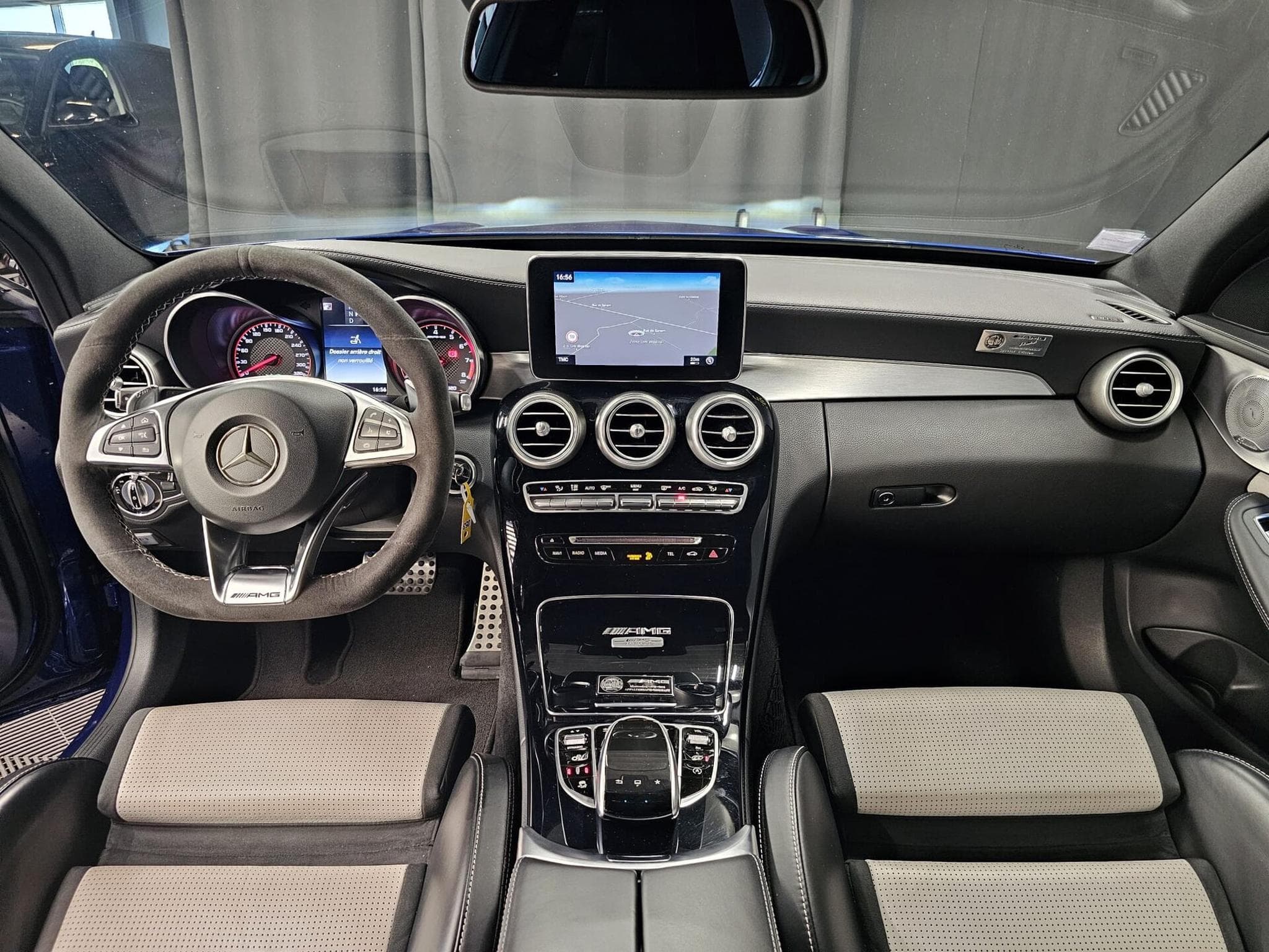 Mercedes C 63 AMG S (2014) - Foto 2