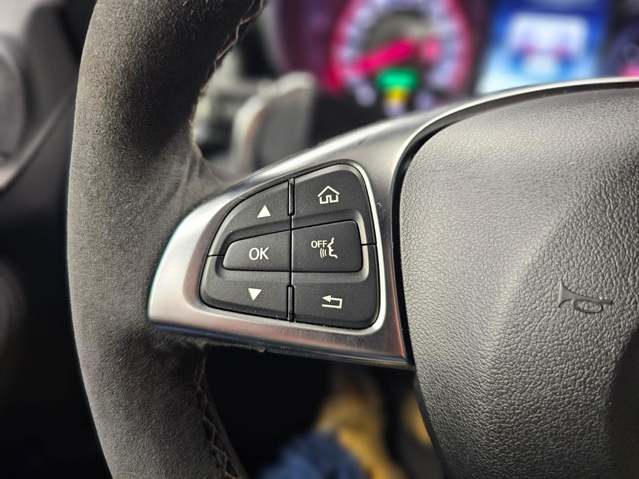 Mercedes C 63 AMG S (2014) - Foto 14