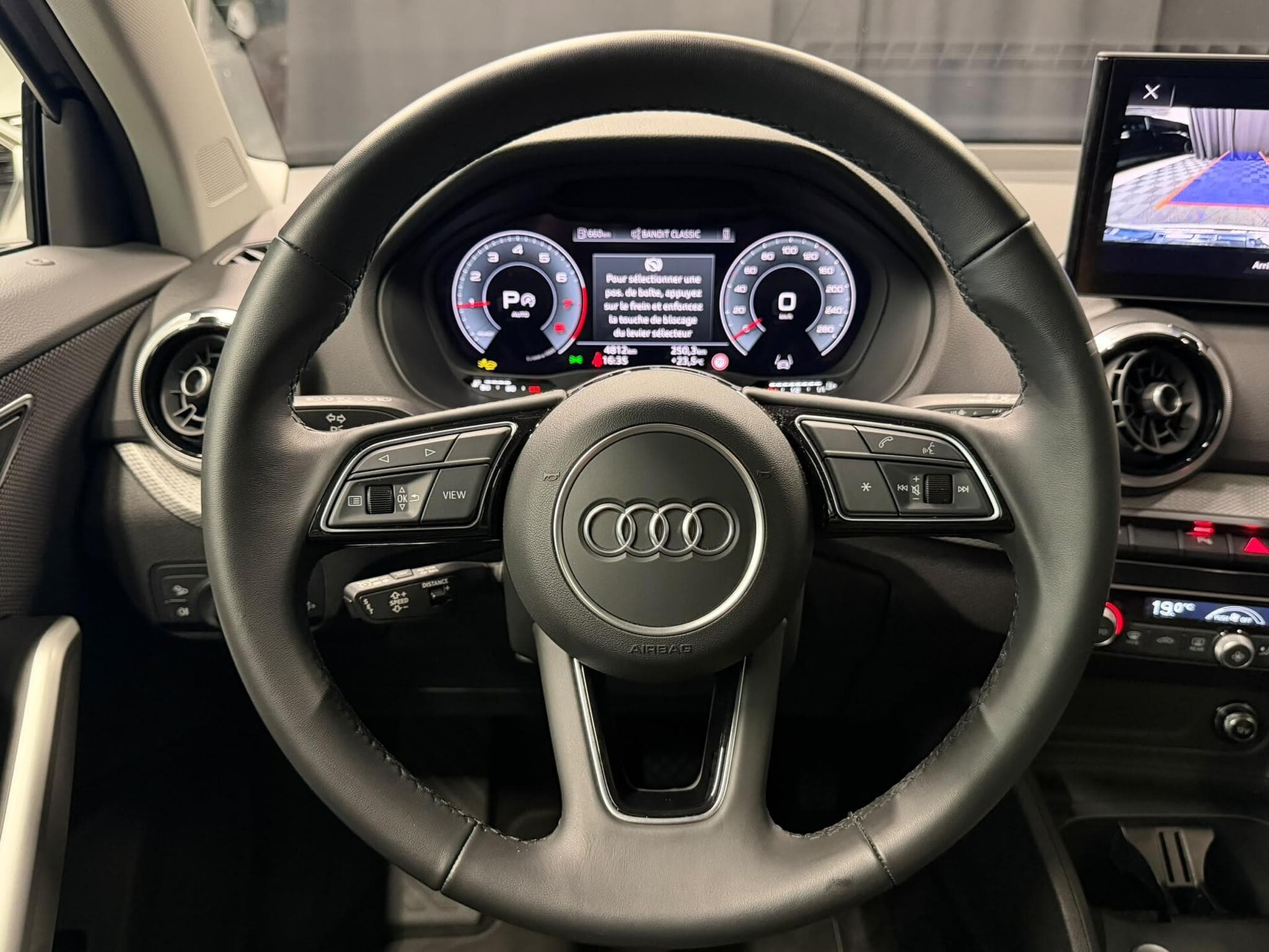 Audi Q2 35 TFSI 150cv S-line S-tronic (2026) - Foto 8