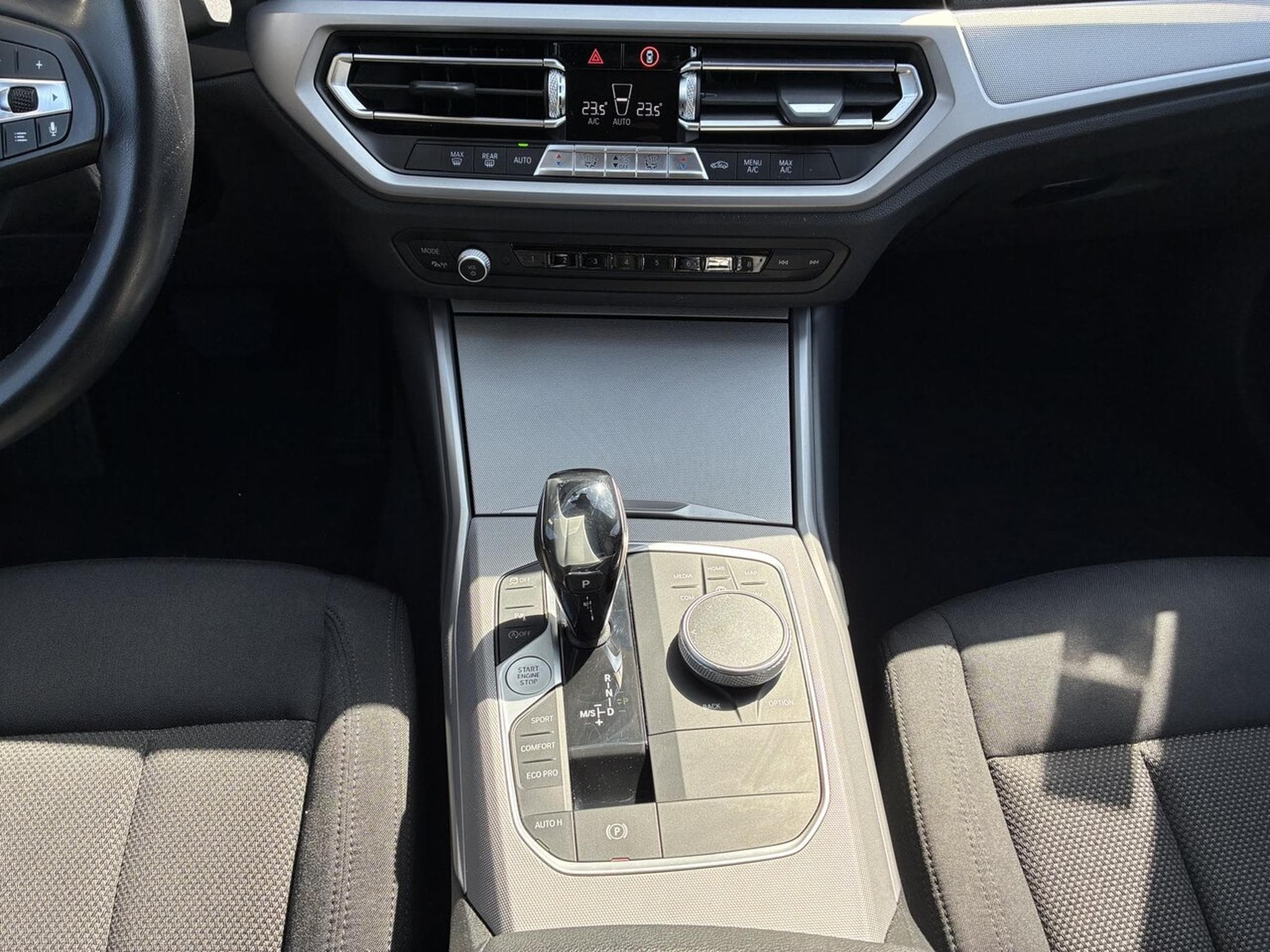 BMW 320 XDRIVE 190 BUSINESS GPS CARPLAY (2019) - Photo 8