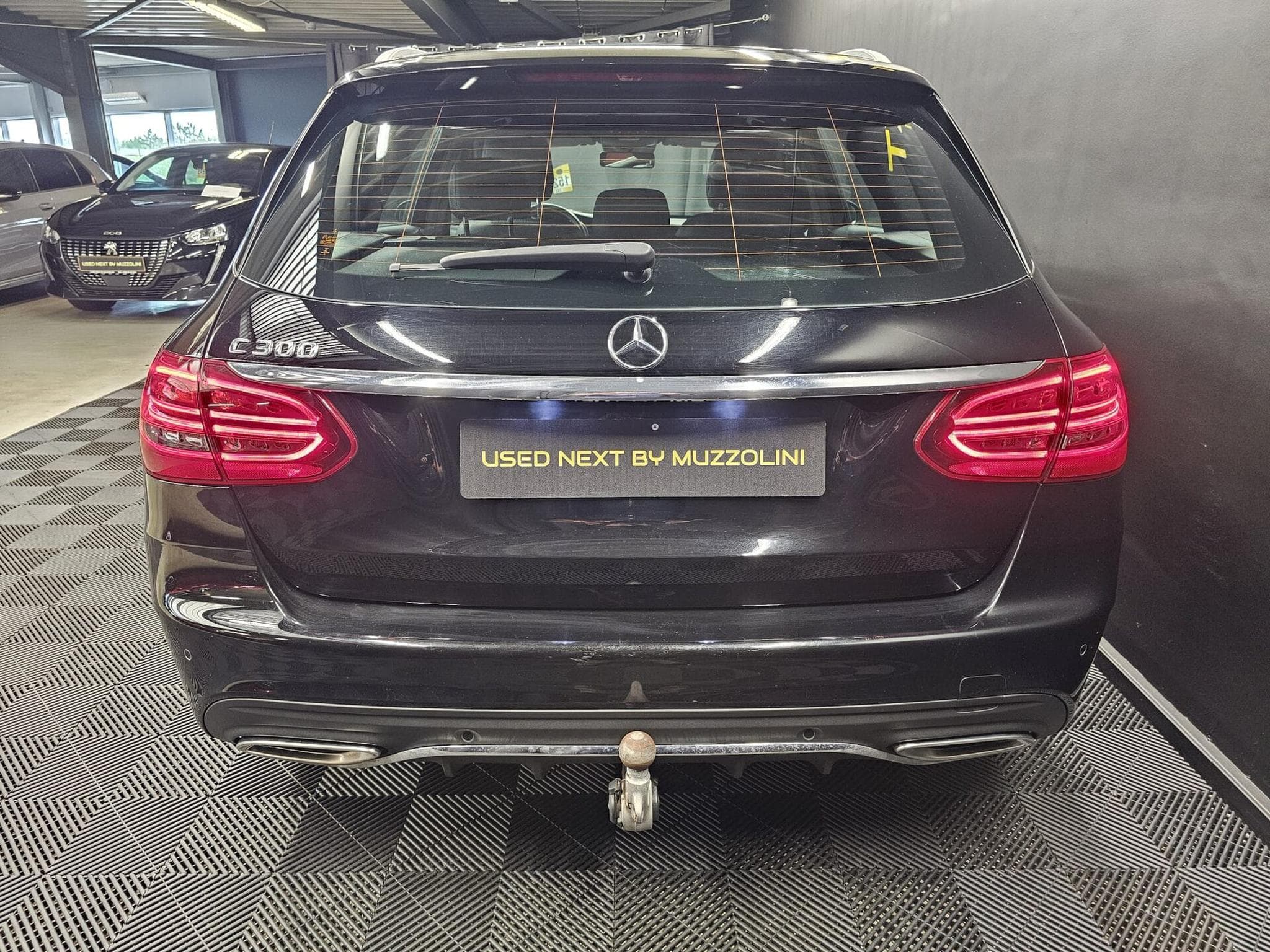 Mercedes C 300 AMG Line (2019) - Photo 4