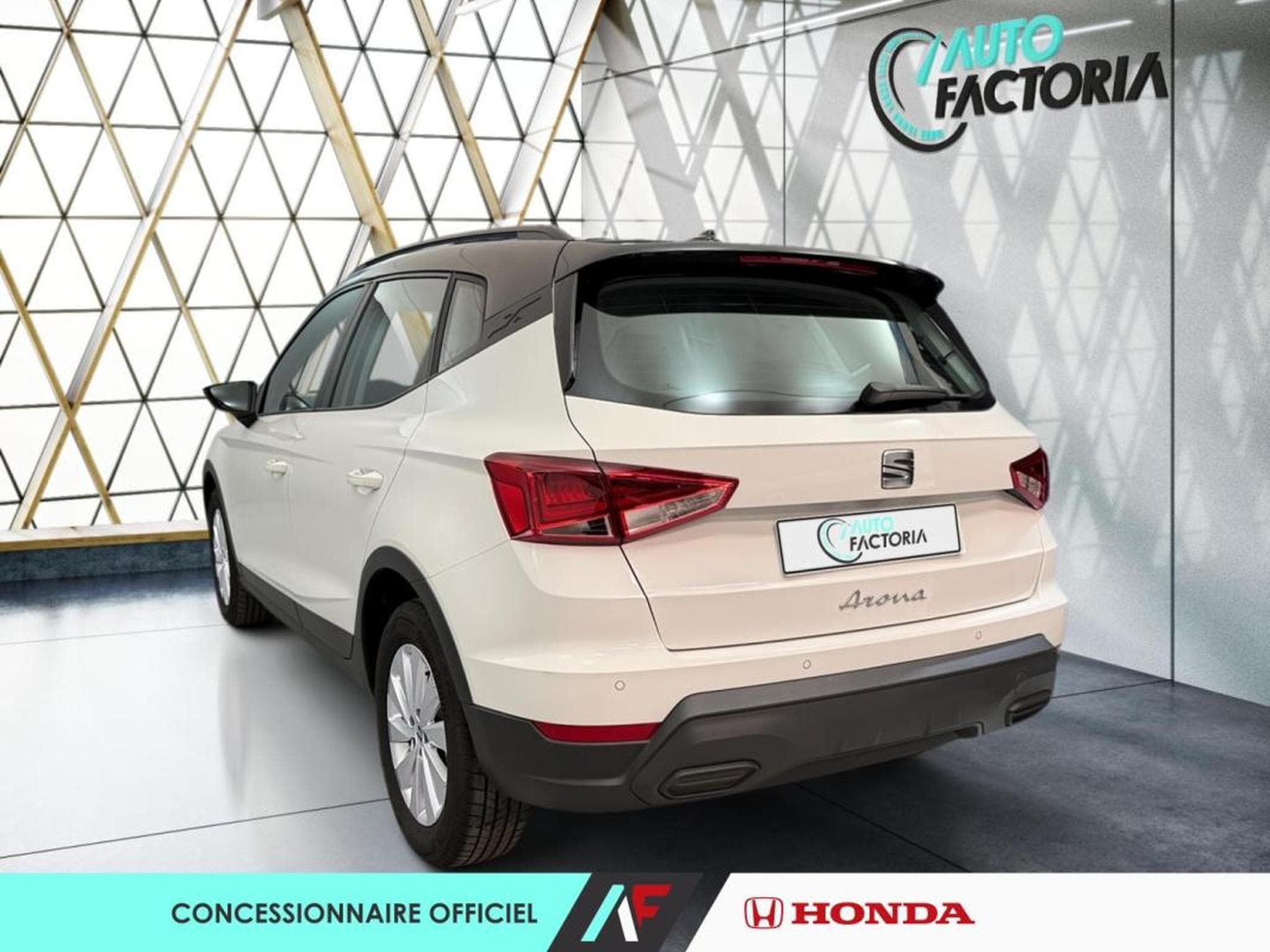 Seat Arona -20% 1.0 TSI 115ch Xperience DSG7 SPECIAL EDITION (2025) - Photo 2