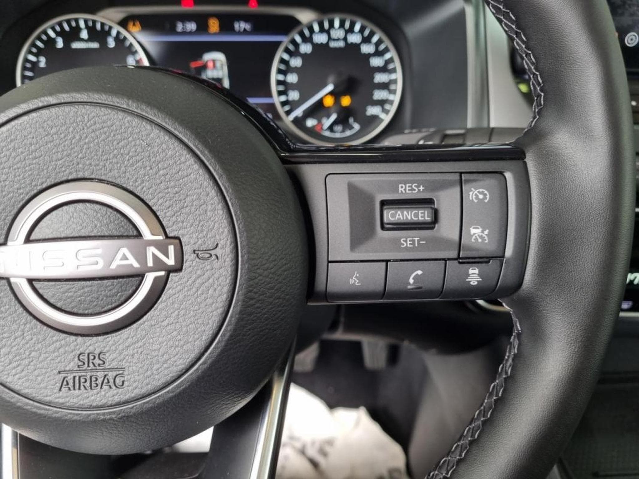 Nissan Qashqai -36% 1.3 Mild Hybrid 158ch N-Connecta 2024 (2024) - Foto 23
