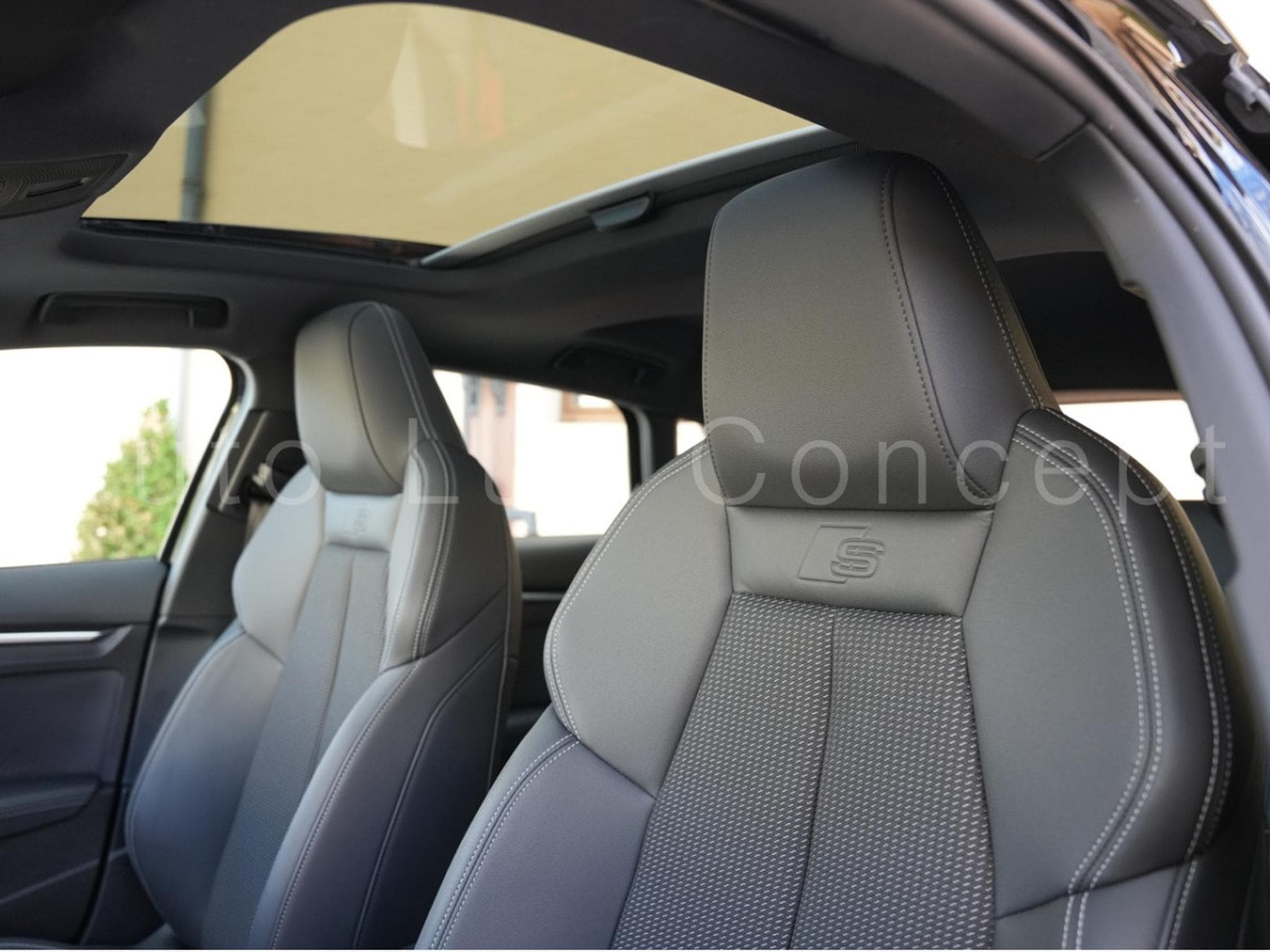 Audi A3 Sportback 35 TDI S line S tronic (2024) - Photo 8