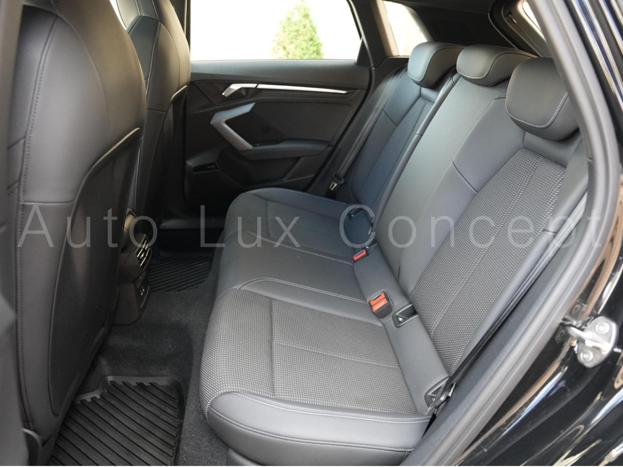 Audi A3 Sportback 35 TDI S line S tronic (2024) - Photo 10