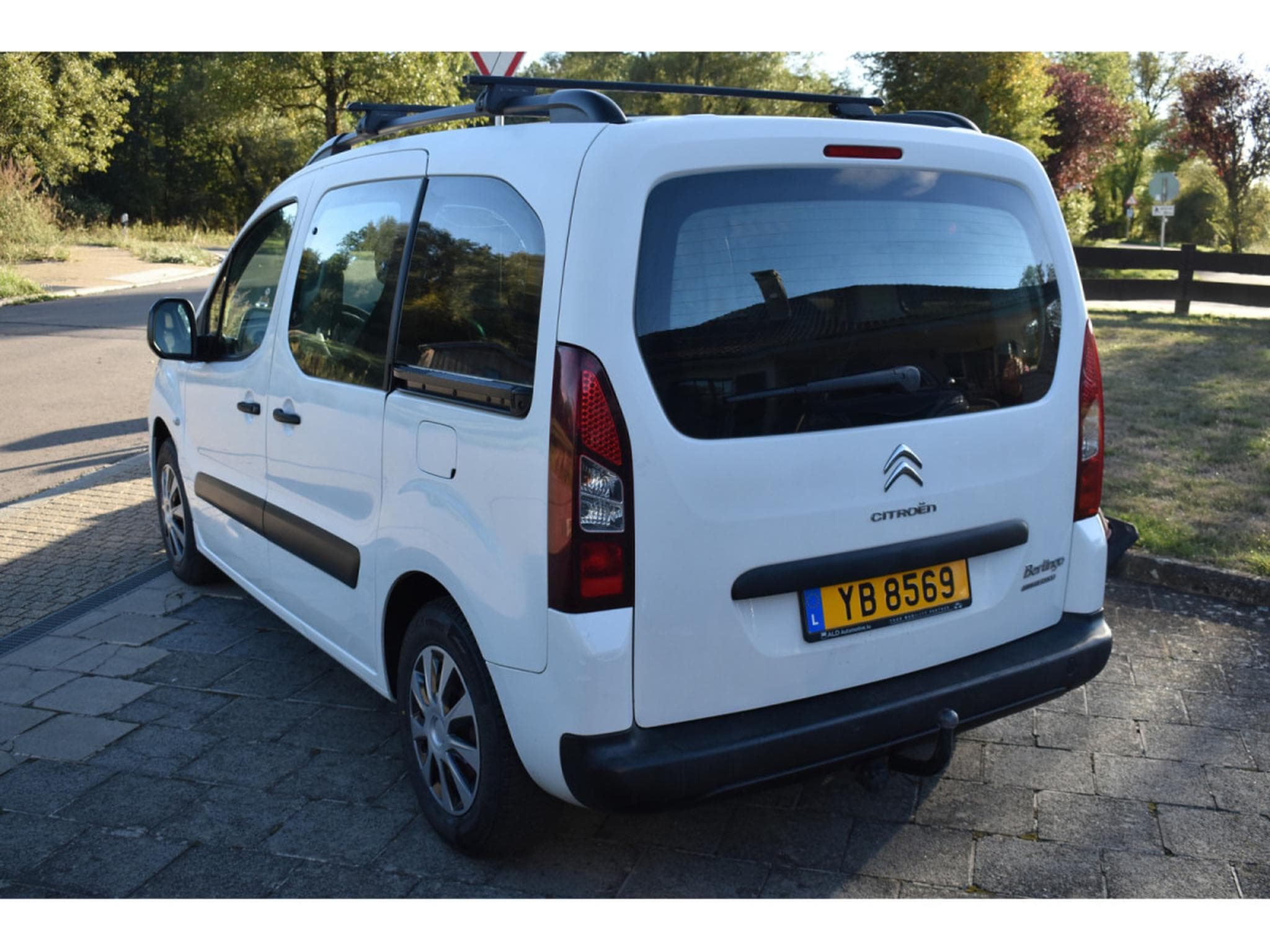 Citroën Berlingo 1,6 HDi 5 places (2014) - Photo 6