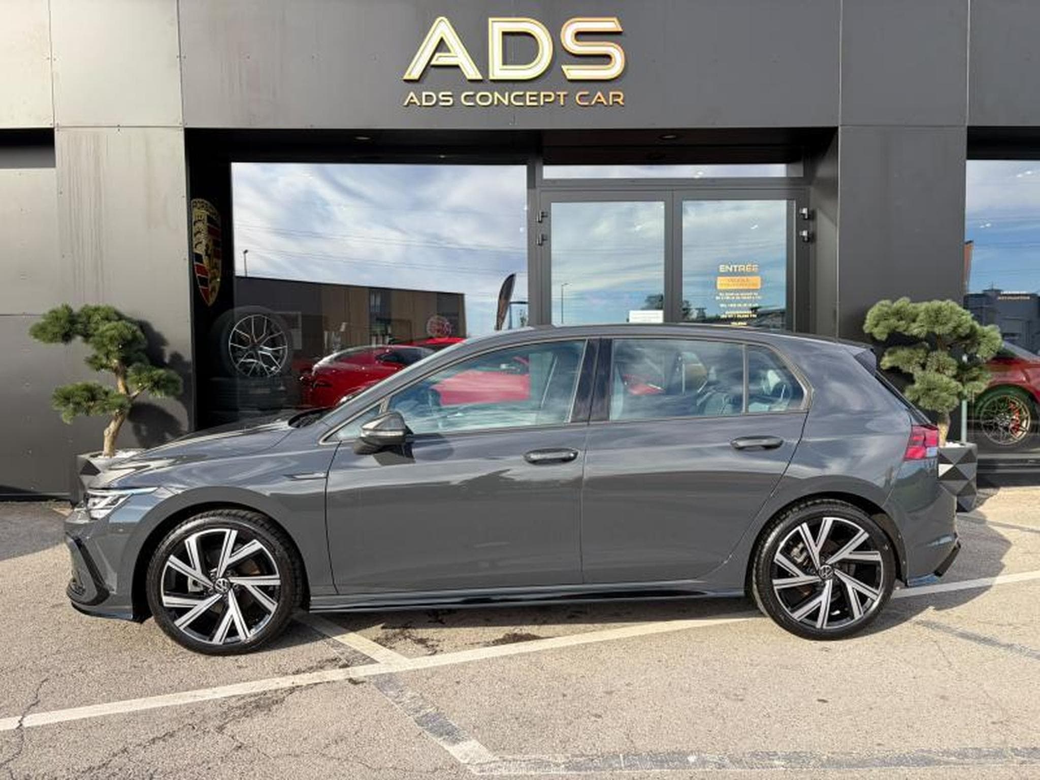 VW Golf VIII R-Line 1.5 130ch/Cockpit/Car Play (2024) - Photo 4