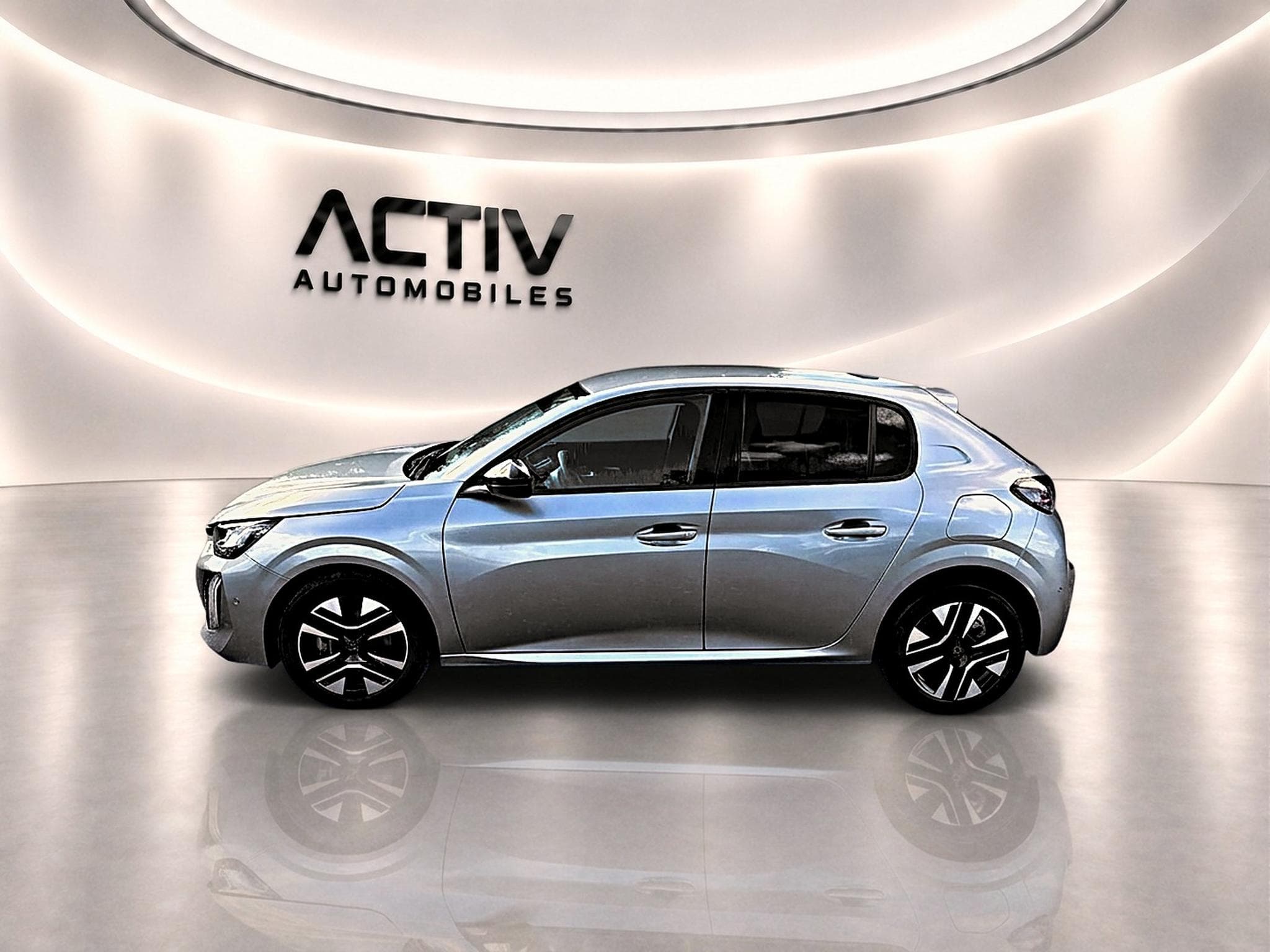 Peugeot 208 1.2 100 ALLURE (2025) - Photo 4