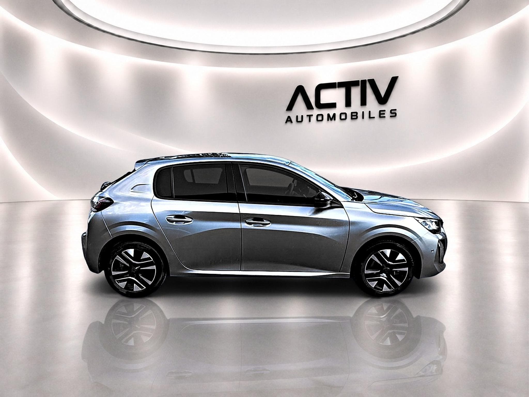 Peugeot 208 1.2 100 ALLURE (2025) - Photo 8
