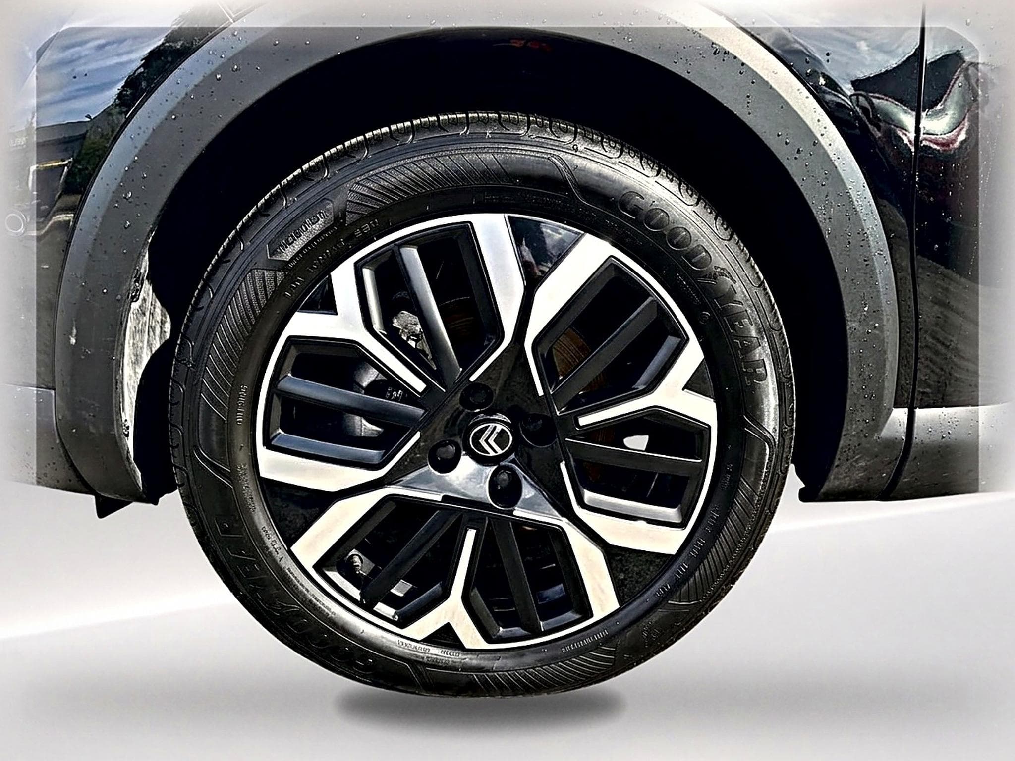 Citroen C4 X 1.2 HYBRIDE 145 MAX E-DCS6 (2025) - Photo 9