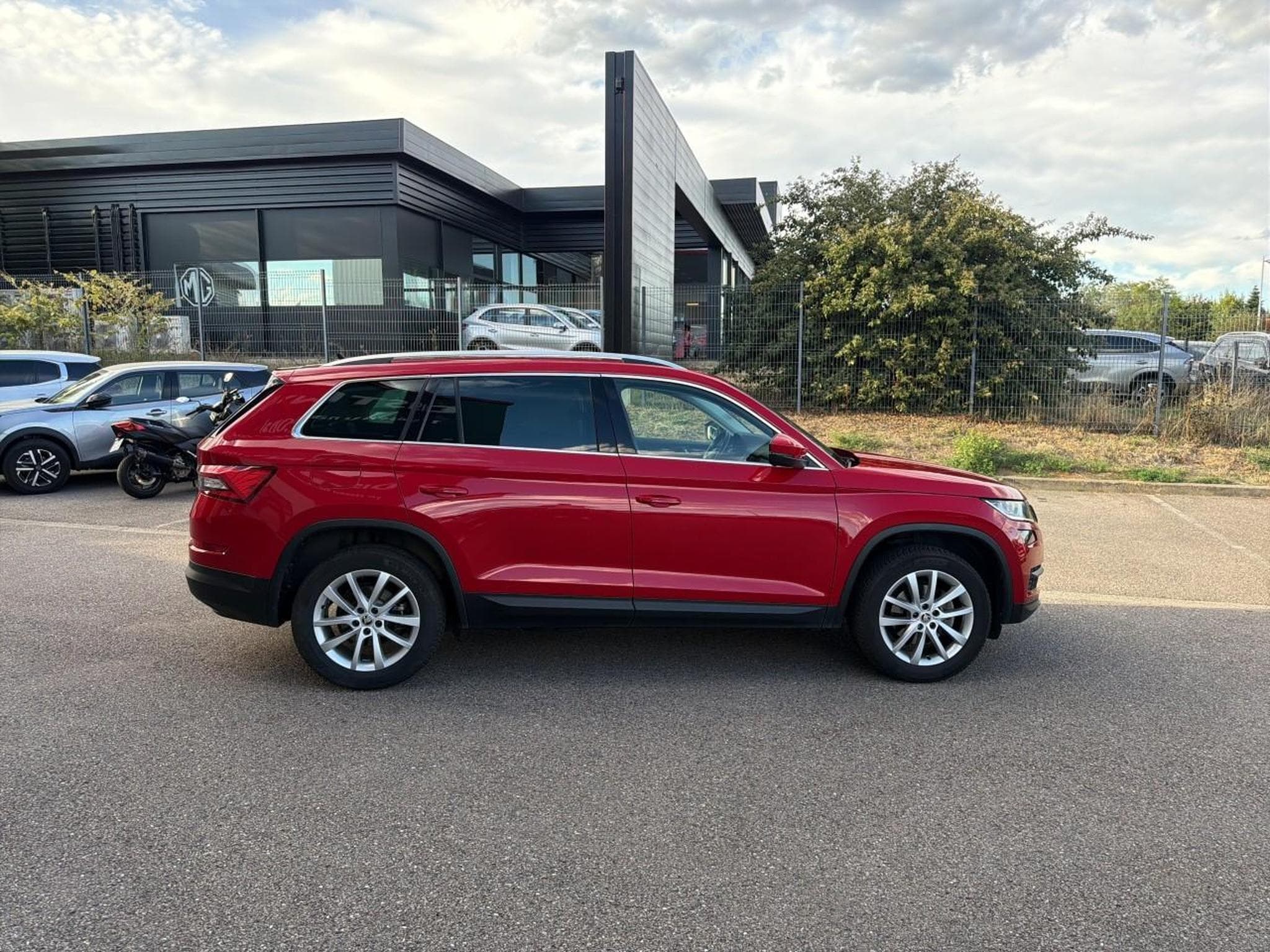 Skoda KODIAQ 1.5 TSI ACT 150 STYLE DSG D-T 7 PLACES (2019) - Photo 4