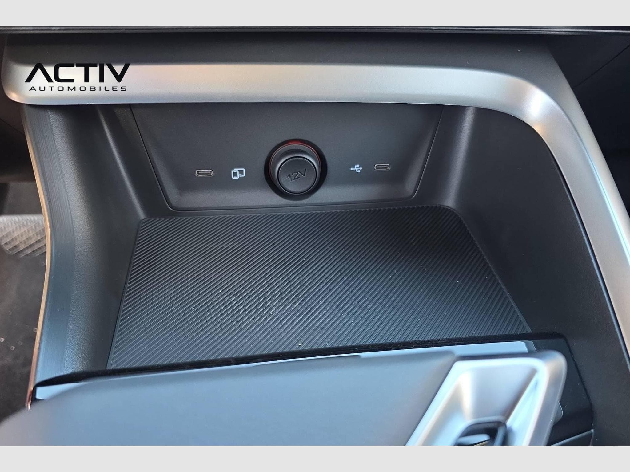 Mg ZS 1.5 L Hybrid+ 197 ch Standard (2026) - Photo 18