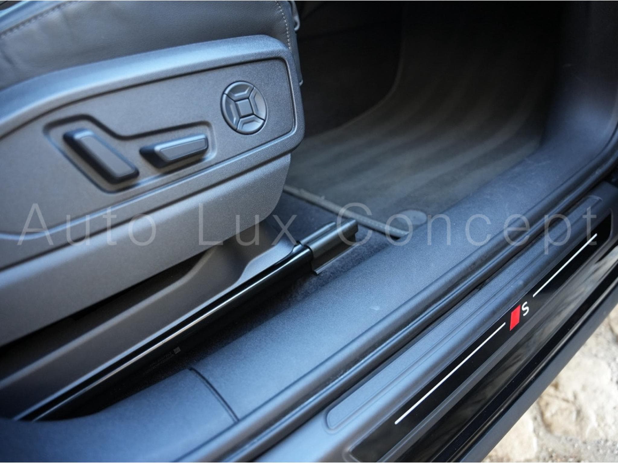 Audi Q5 Sportback TDI quattro 204 S line S tronic 7 (2025) - Photo 21